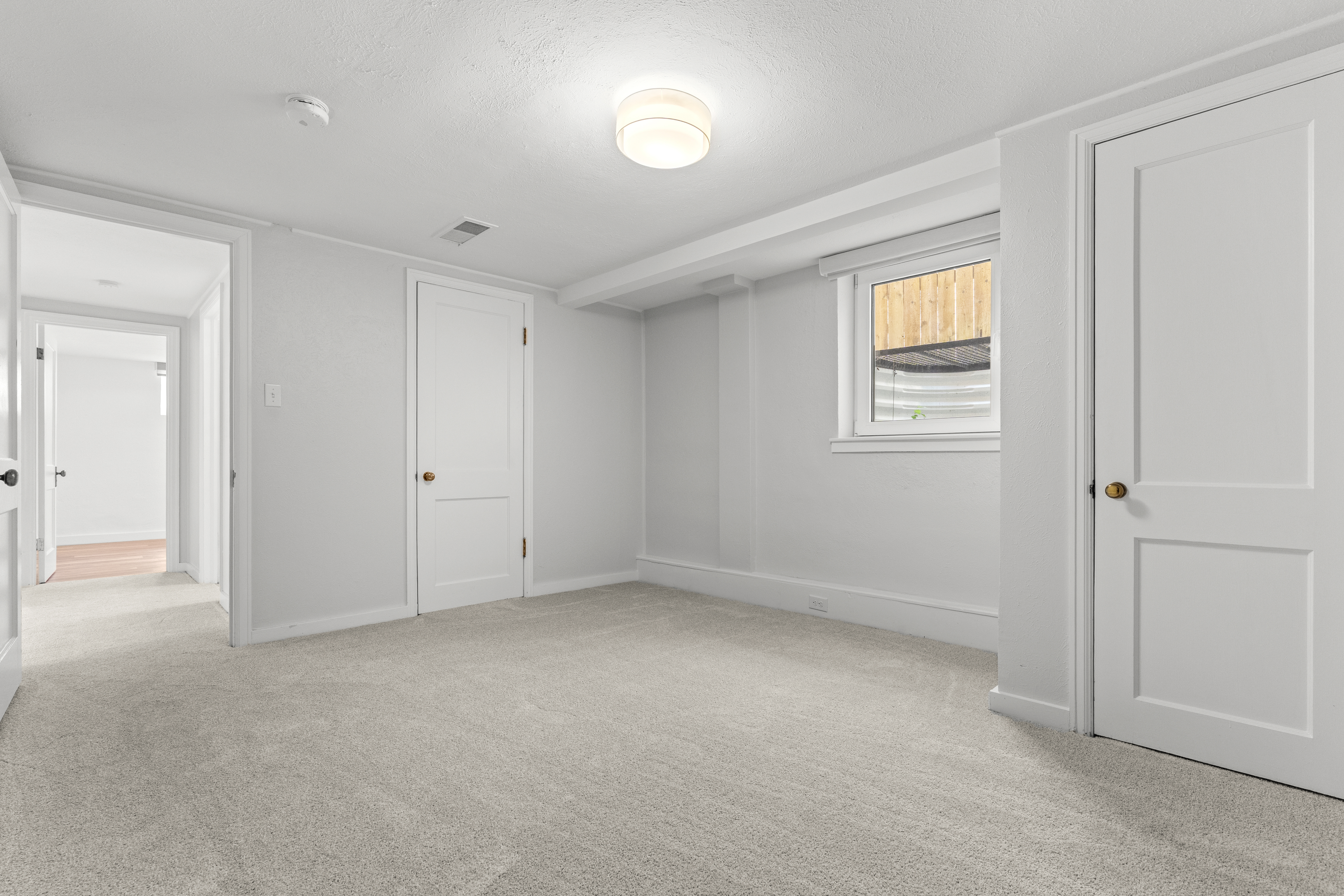  Classic Belcaro Charm Meets Modern, Updated 4-Bedroom, 2-Bath Brick Ranch - 物件實景