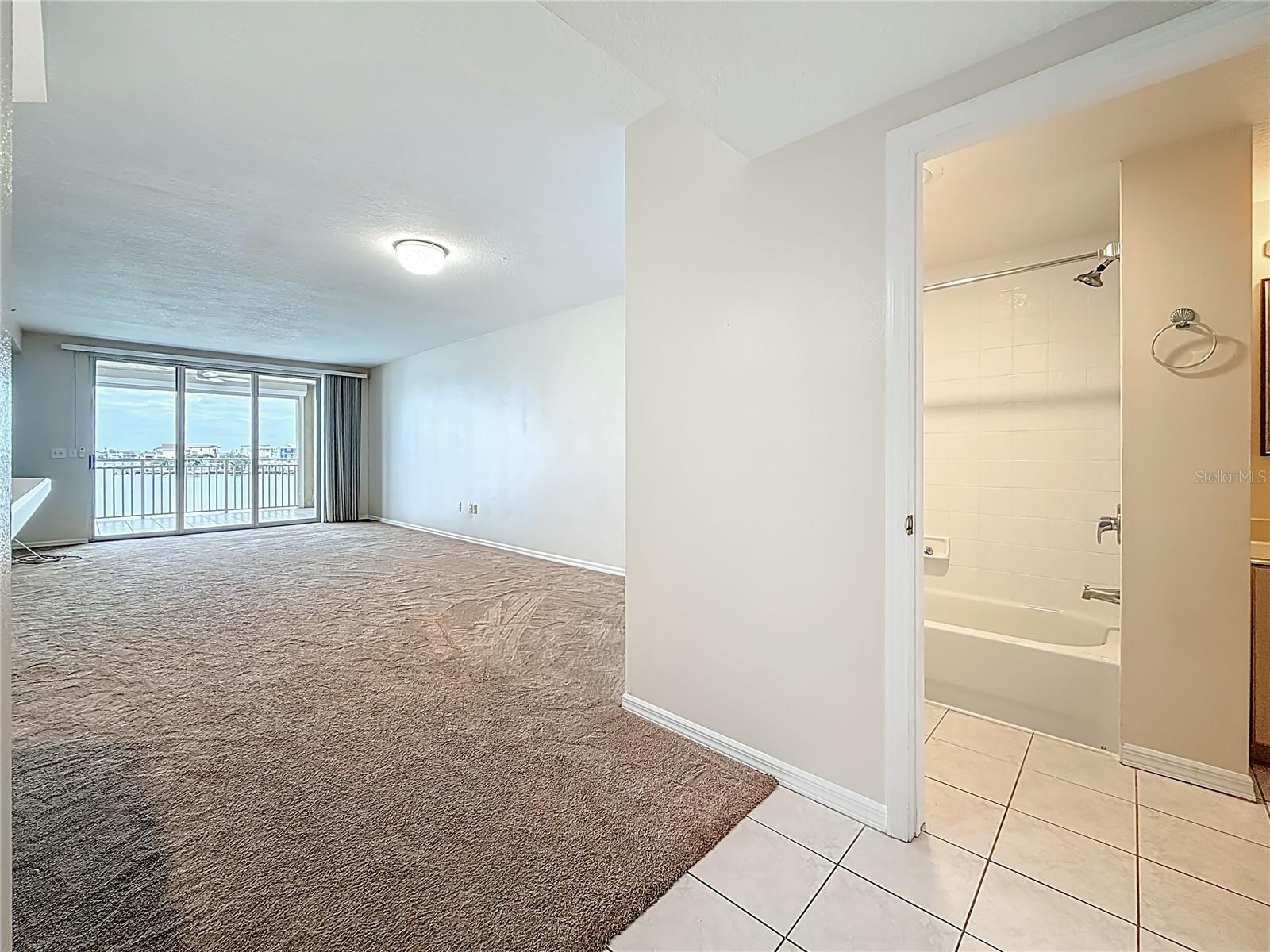 Madeira Beach, Florida, 33708, United States, 2 Bedrooms Bedrooms, ,2 BathroomsBathrooms,Residential,For Sale,1985682