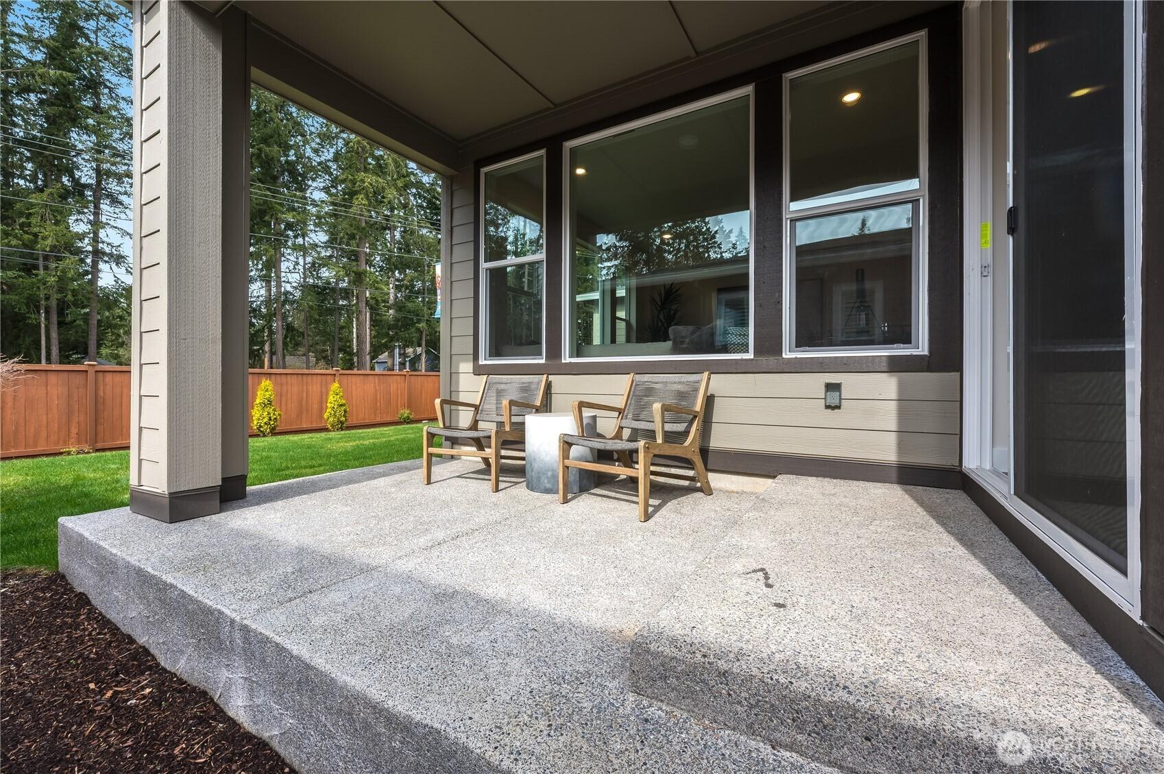BLACK DIAMOND, Washington, 98010, United States, 2 Bedrooms Bedrooms, ,2 BathroomsBathrooms,Residential,For Sale,1744150