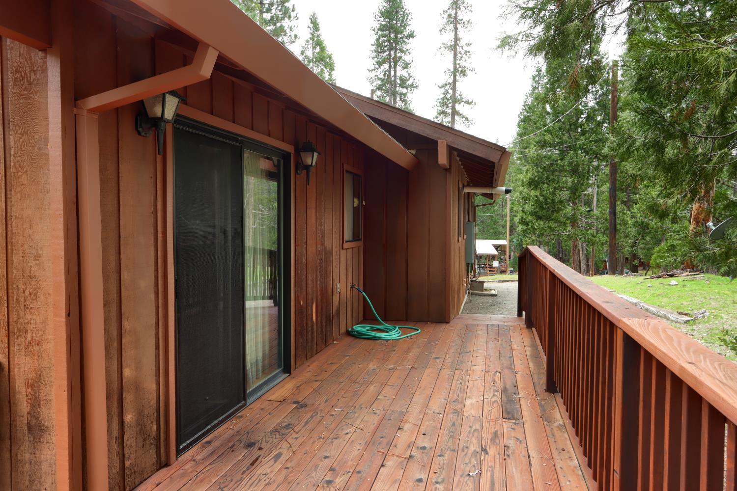 Wawona, California, 95389, United States, 3 Bedrooms Bedrooms, ,2 BathroomsBathrooms,Residential,For Sale,1998030