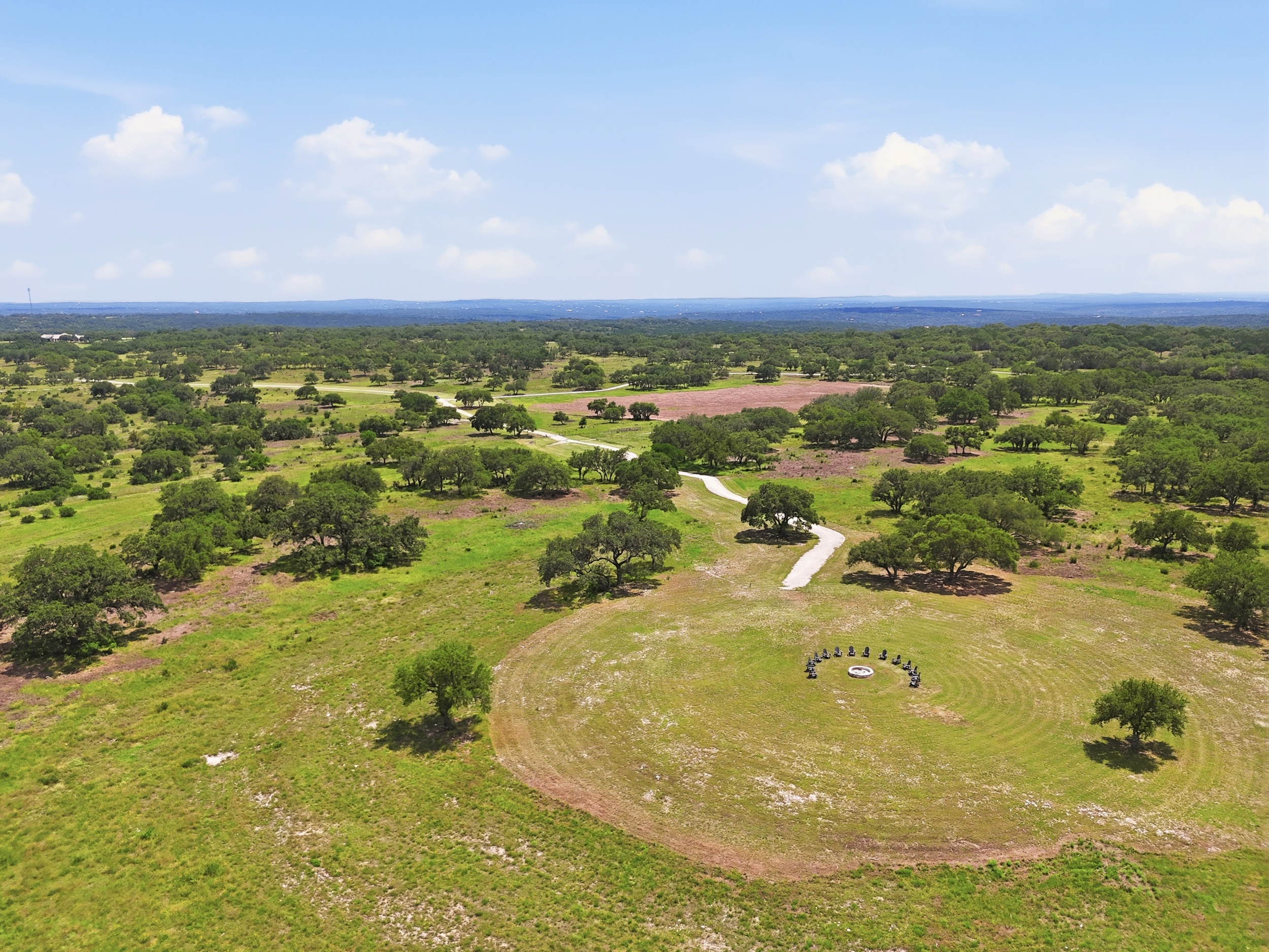  Rolling Oaks Ranch: The Pinnacle of Private Estate Living - 物件實景