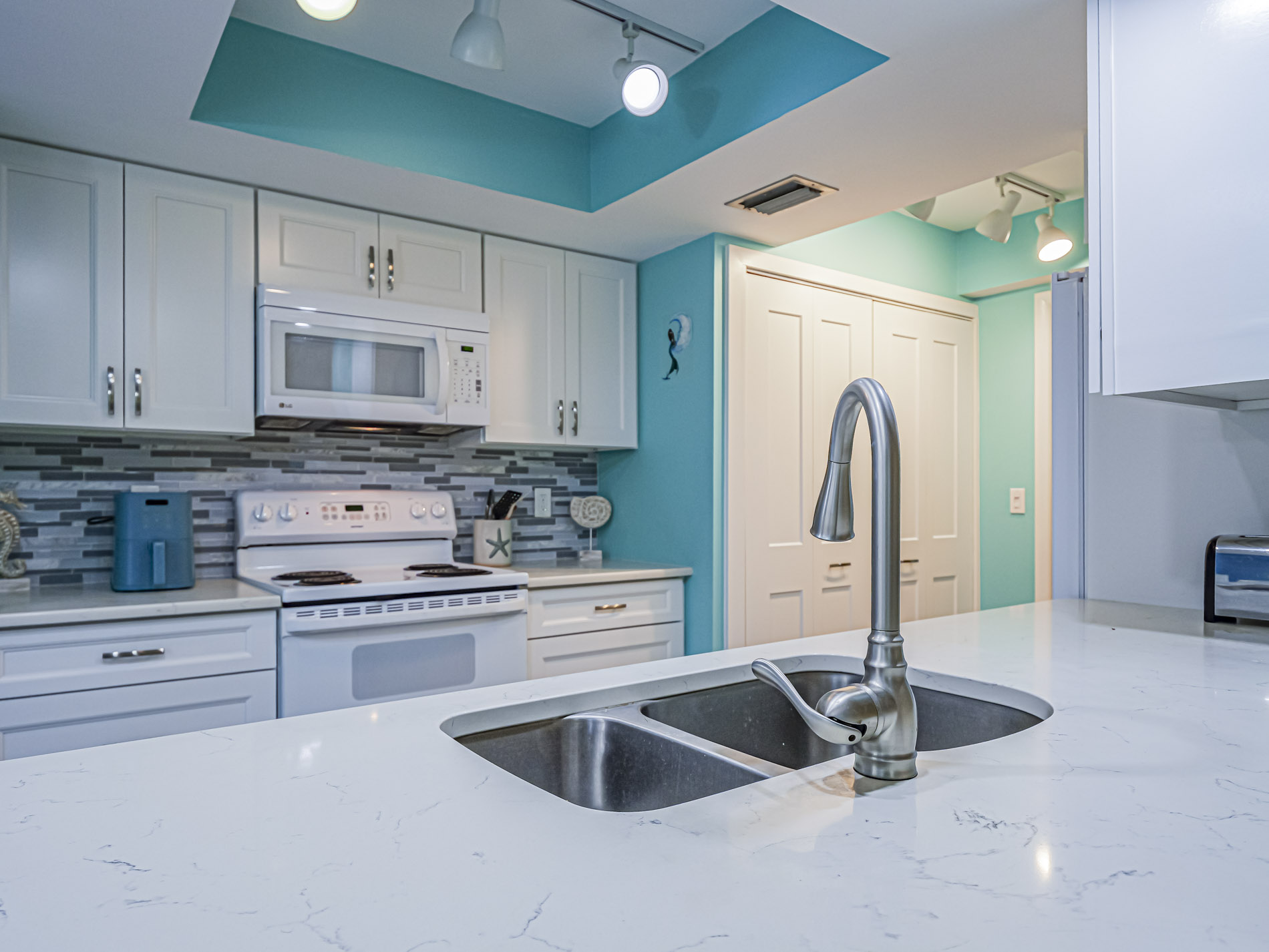  910 E Causeway Boulevard, Vero Beach, FL, 32963 - 物件實景