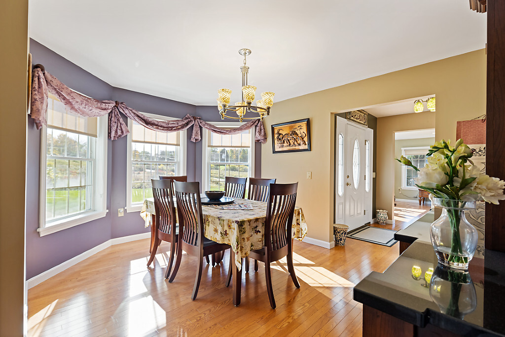 Waterville, Maine, 04901, United States, 4 Bedrooms Bedrooms, ,3 BathroomsBathrooms,Residential,For Sale,1993440