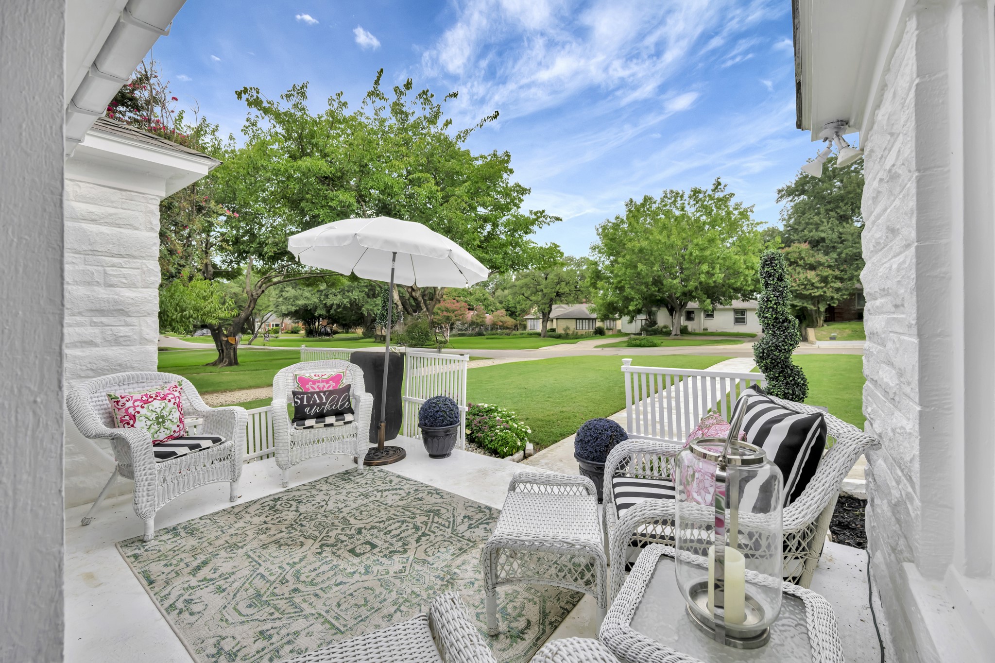 Fort Worth, Texas, 76109, United States, 4 Bedrooms Bedrooms, ,2 BathroomsBathrooms,Residential,For Sale,1938539