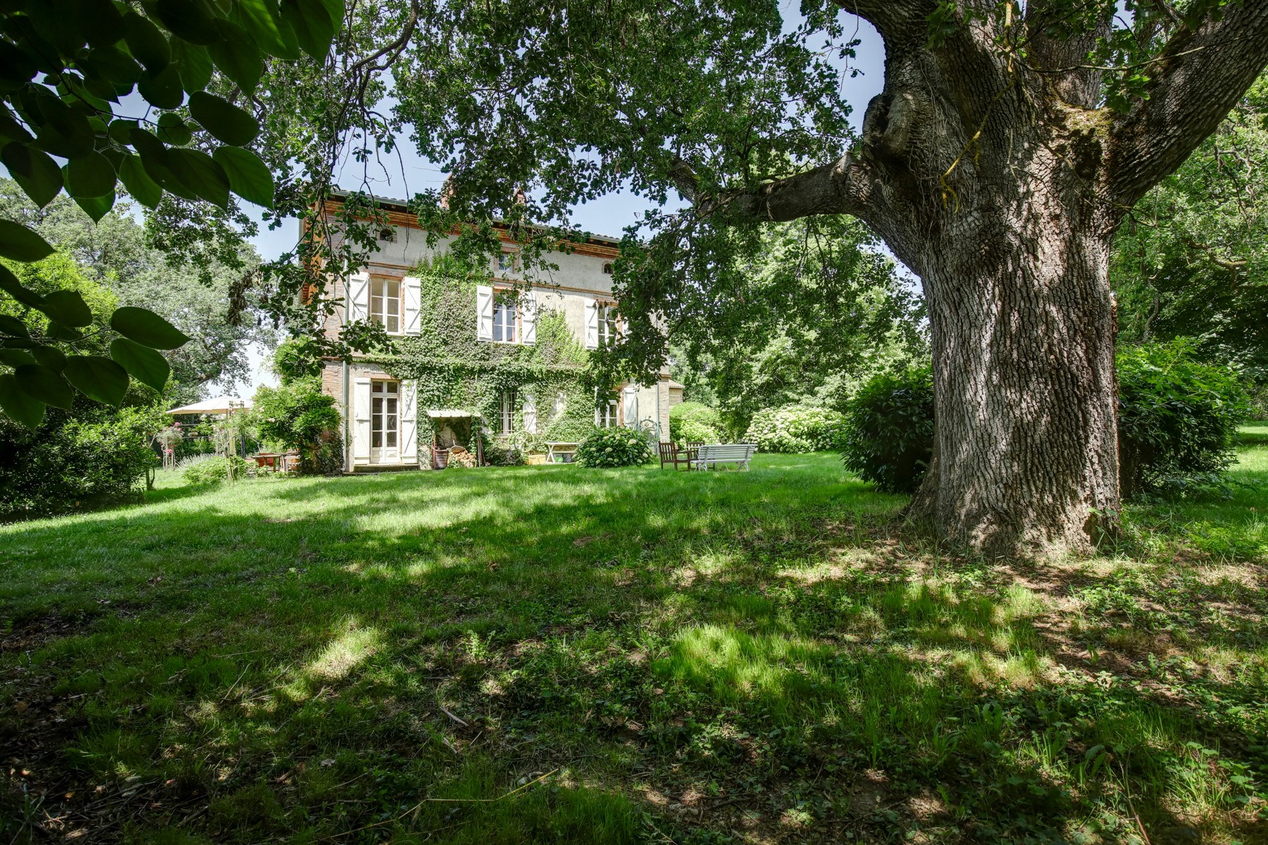  A family property with two houses - 物件實景