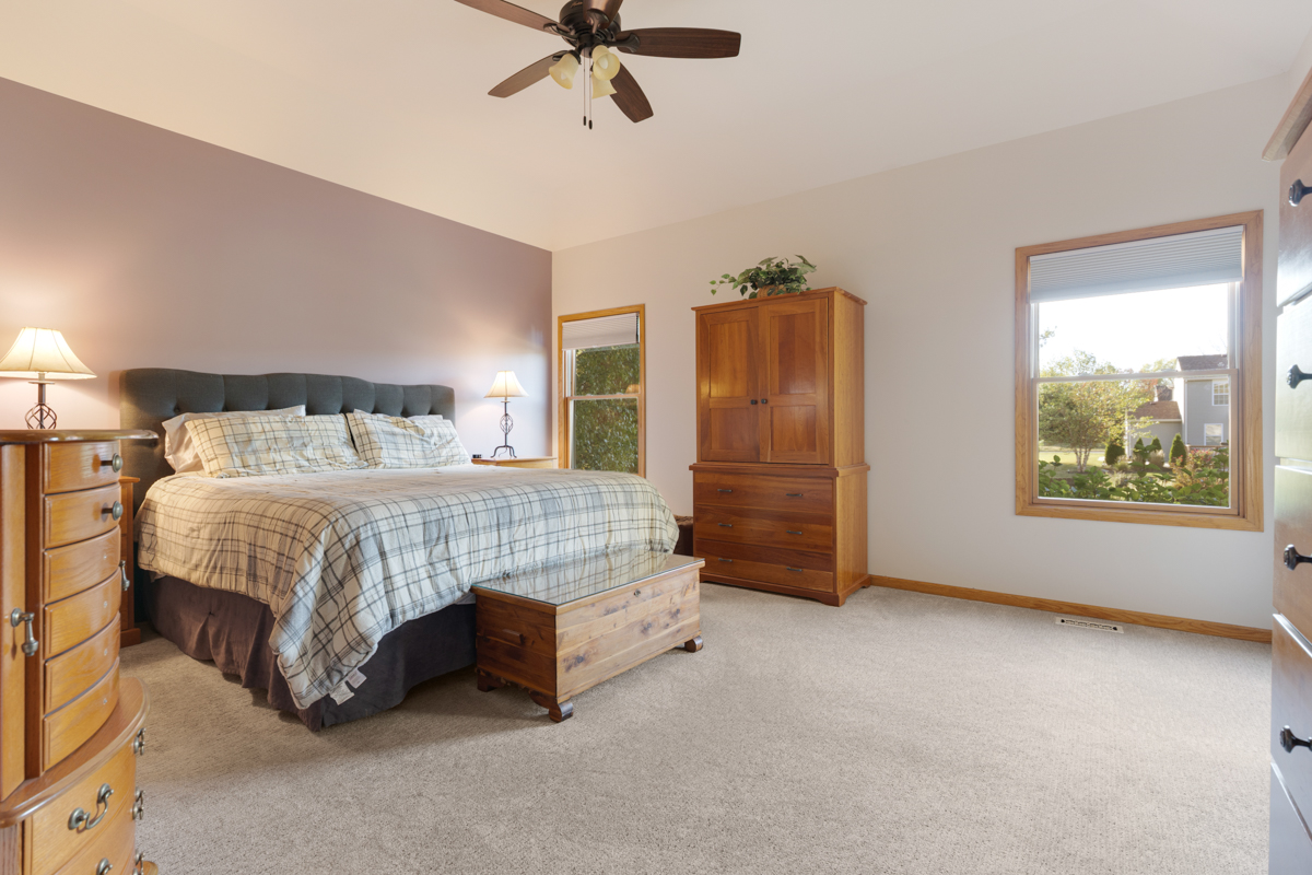 Hampshire, Illinois, 60140, United States, 3 Bedrooms Bedrooms, ,3 BathroomsBathrooms,Residential,For Sale,1978755