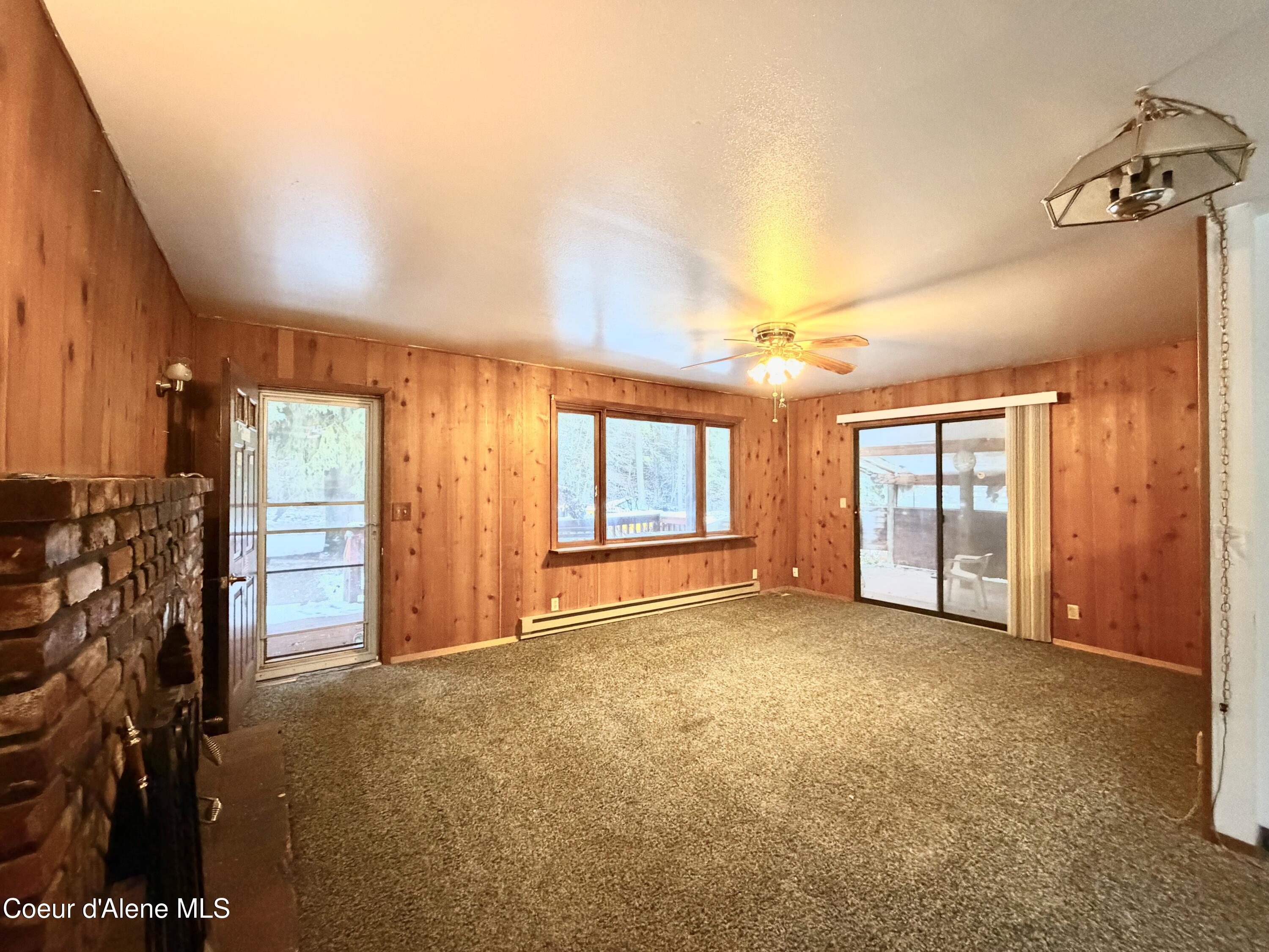 Coeur d'Alene, Idaho, 83814, United States, 5 Bedrooms Bedrooms, ,3 BathroomsBathrooms,Residential,For Sale,2005886