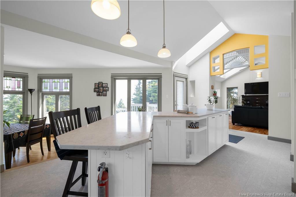 CLIFTON ROYAL, New Brunswick, E5S 1K5, CA, 4 Bedrooms Bedrooms, ,2 BathroomsBathrooms,Residential,For Sale,1875666