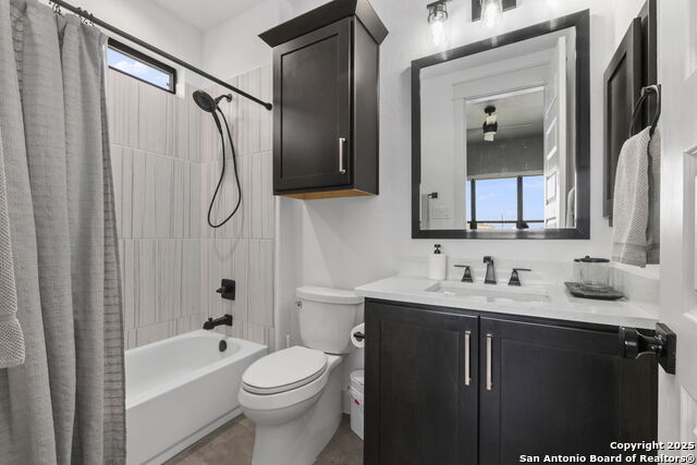 Blanco, Texas, 78606, United States, 4 Bedrooms Bedrooms, ,3 BathroomsBathrooms,Residential,For Sale,1989334