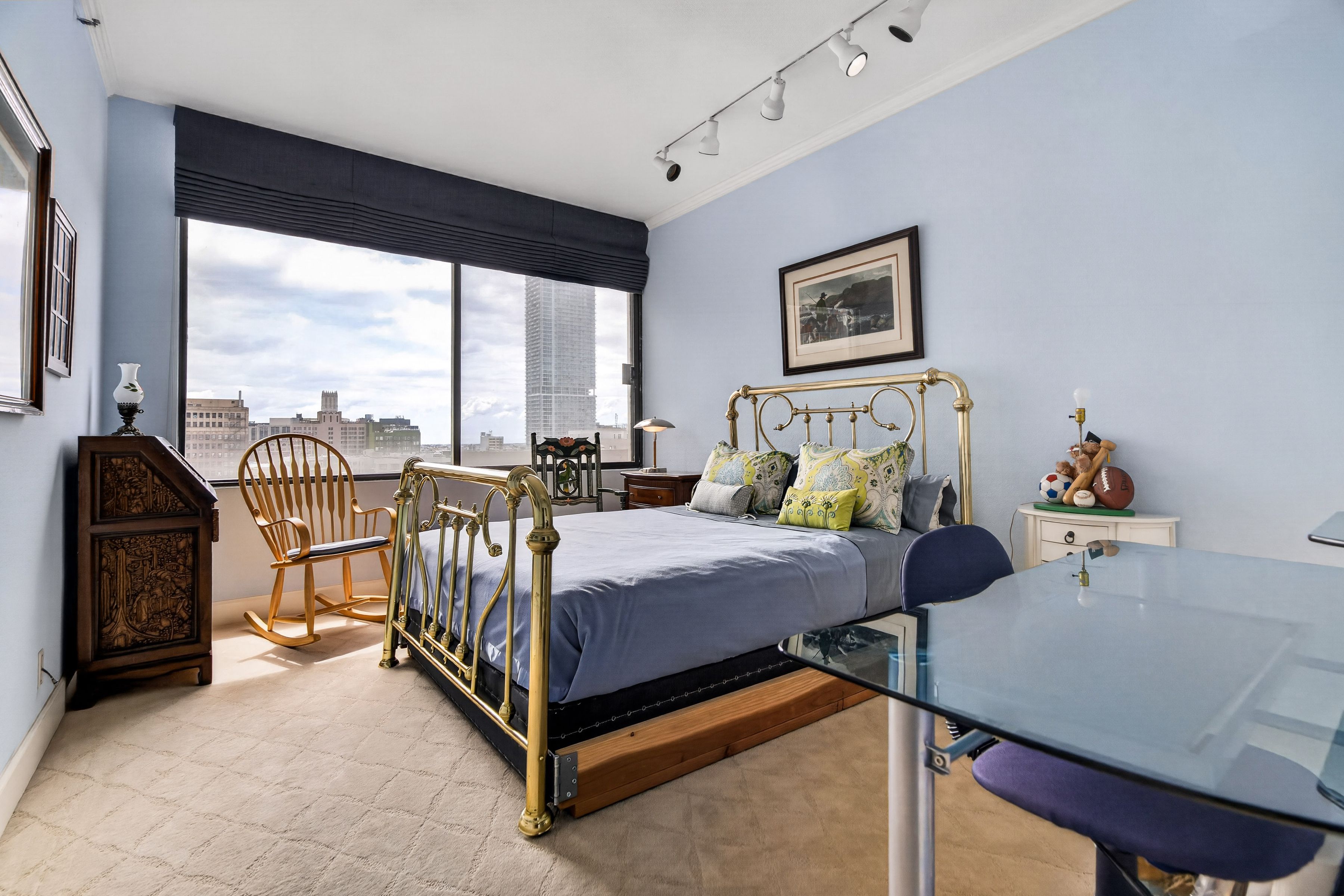  600 West 9th Street #1512 - 物件實景