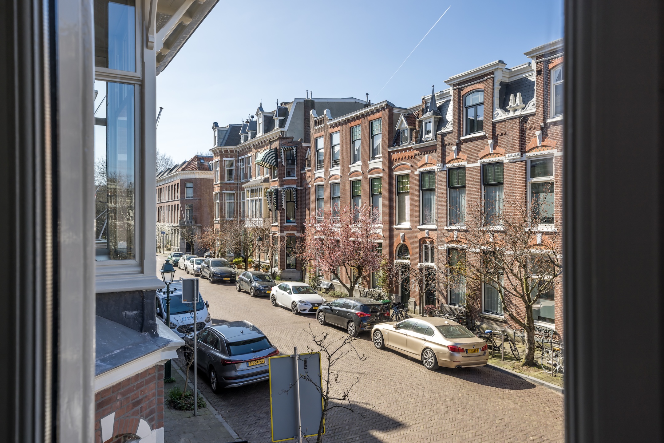  Charming and Spacious Townhouse in the Desirable Benoordenhout District Located - 物件實景