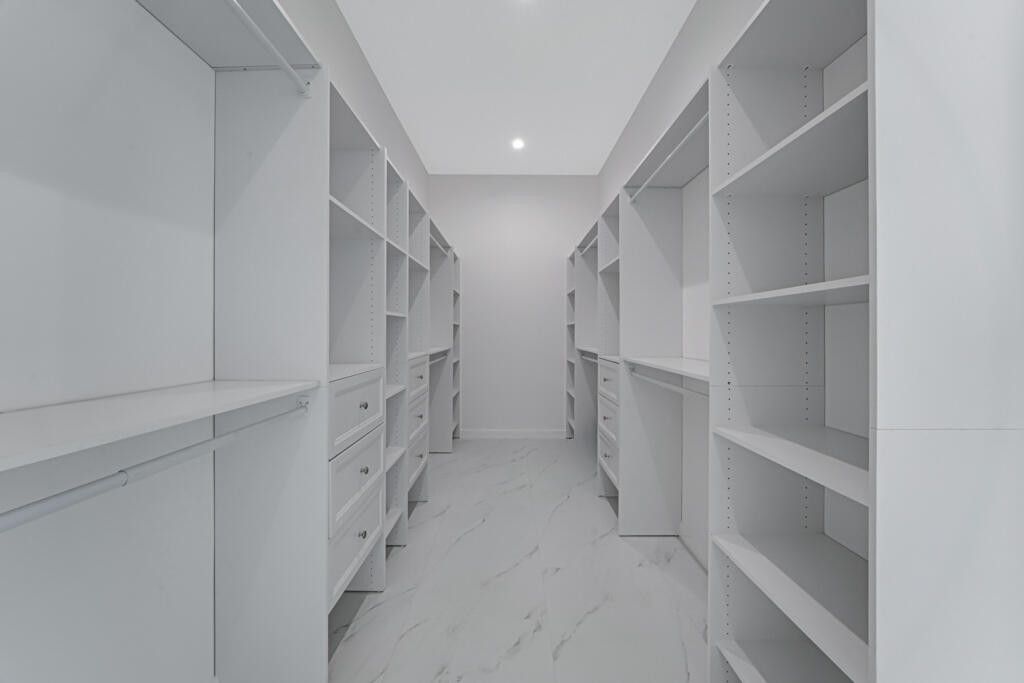 Lake Worth, Florida, 33467, United States, 5 Bedrooms Bedrooms, ,5 BathroomsBathrooms,Residential,For Sale,1982924