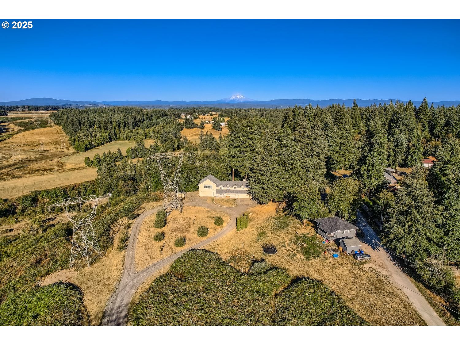 Oregoncity, Oregon, 97045, United States, 4 Bedrooms Bedrooms, ,3 BathroomsBathrooms,Residential,For Sale,1982057