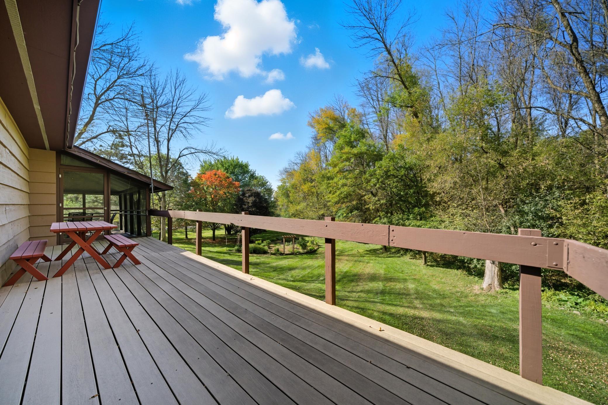 Warren Twp, Wisconsin, 54023, United States, 3 Bedrooms Bedrooms, ,1 BathroomBathrooms,Residential,For Sale,1961438