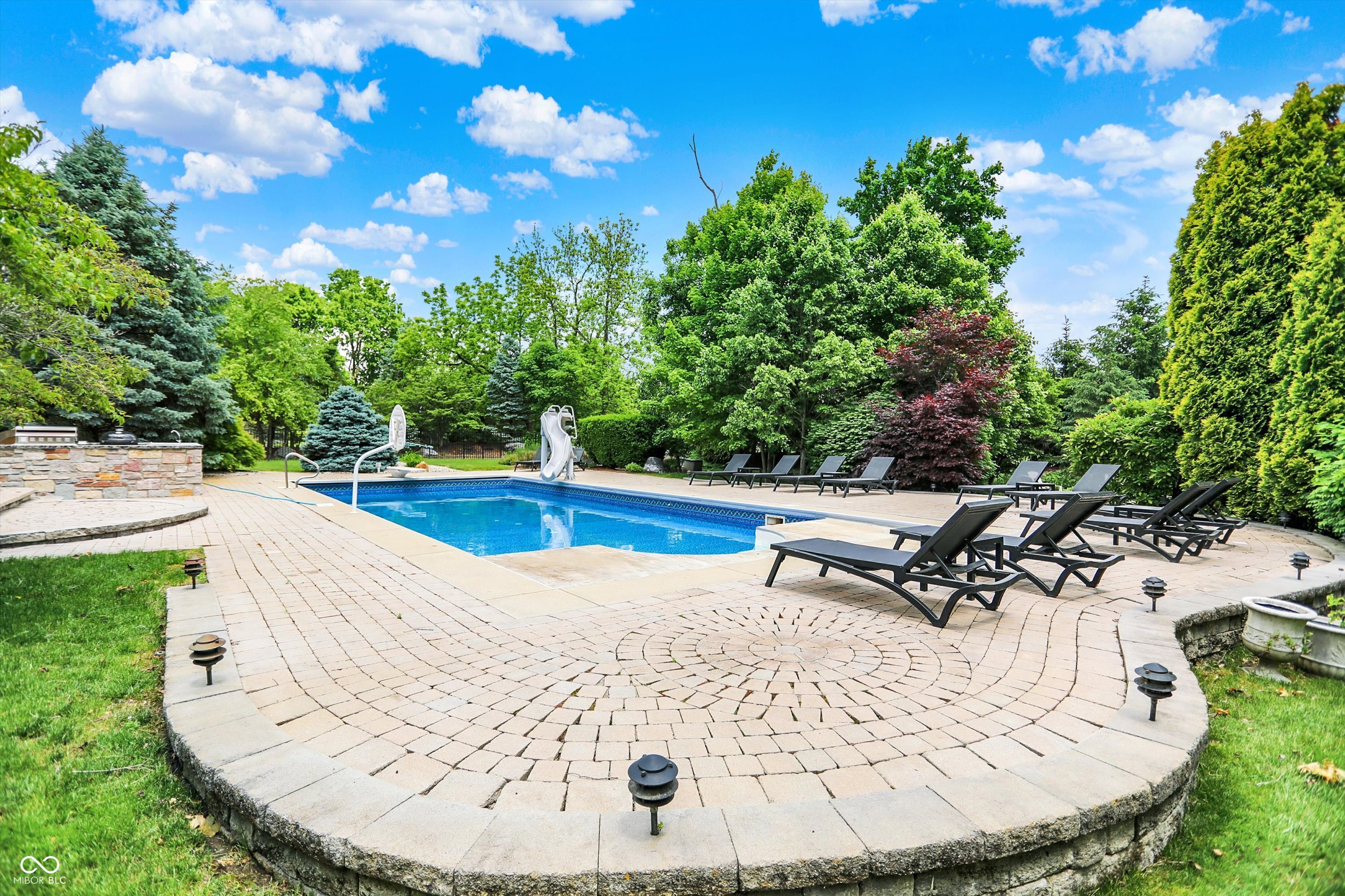 Noblesville, Indiana, 46062, United States, 6 Bedrooms Bedrooms, ,9 BathroomsBathrooms,Residential,For Sale,1979033