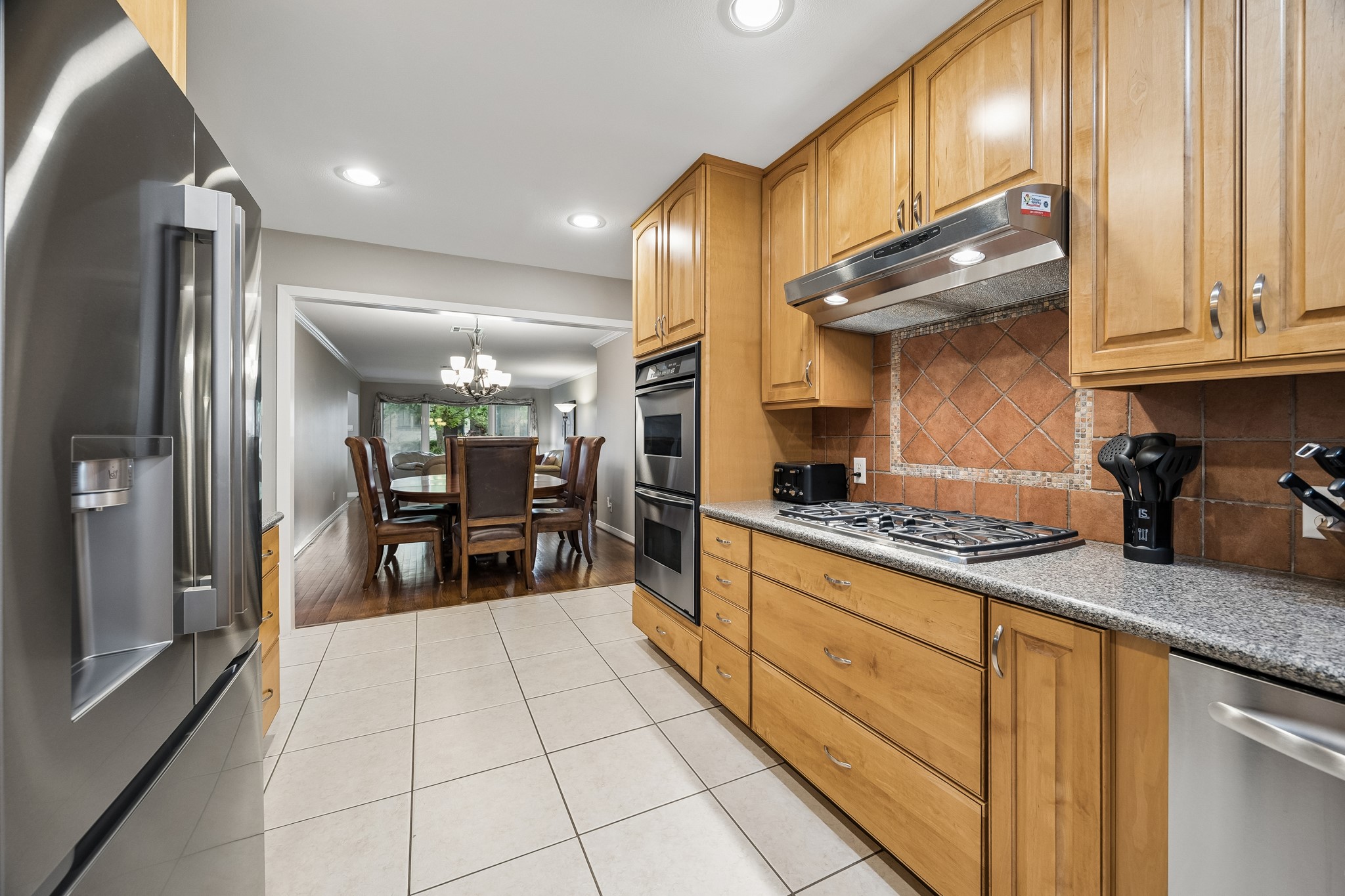  3427 Gannett Street - 物件實景