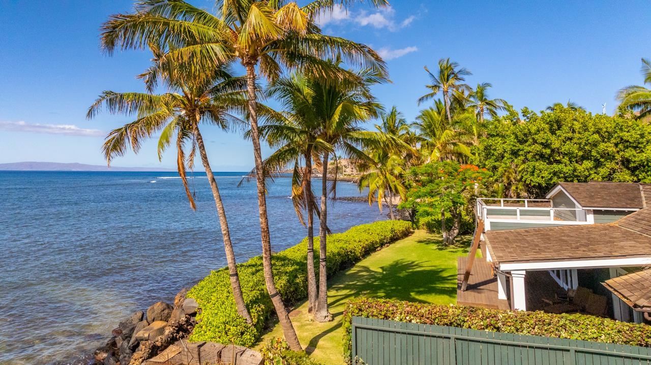 Wailuku, Hawaii, 96793, United States, 2 Bedrooms Bedrooms, ,3 BathroomsBathrooms,Residential,For Sale,1924877