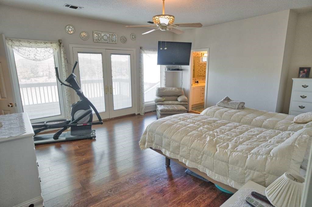 Brazoria, Texas, 77422, United States, 4 Bedrooms Bedrooms, ,4 BathroomsBathrooms,Residential,For Sale,1975158