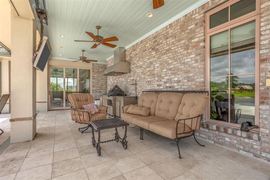 Lake Charles, Louisiana, 70605, United States, 5 Bedrooms Bedrooms, ,8 BathroomsBathrooms,Residential,For Sale,2017314