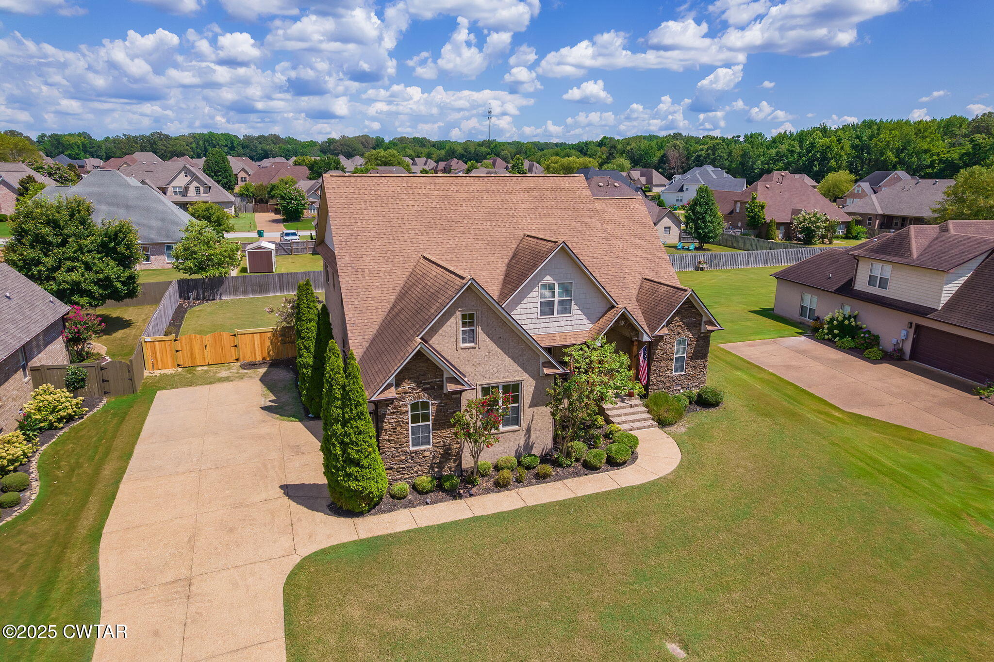 Jackson, Tennessee, 38305, United States, 5 Bedrooms Bedrooms, ,4 BathroomsBathrooms,Residential,For Sale,1912007