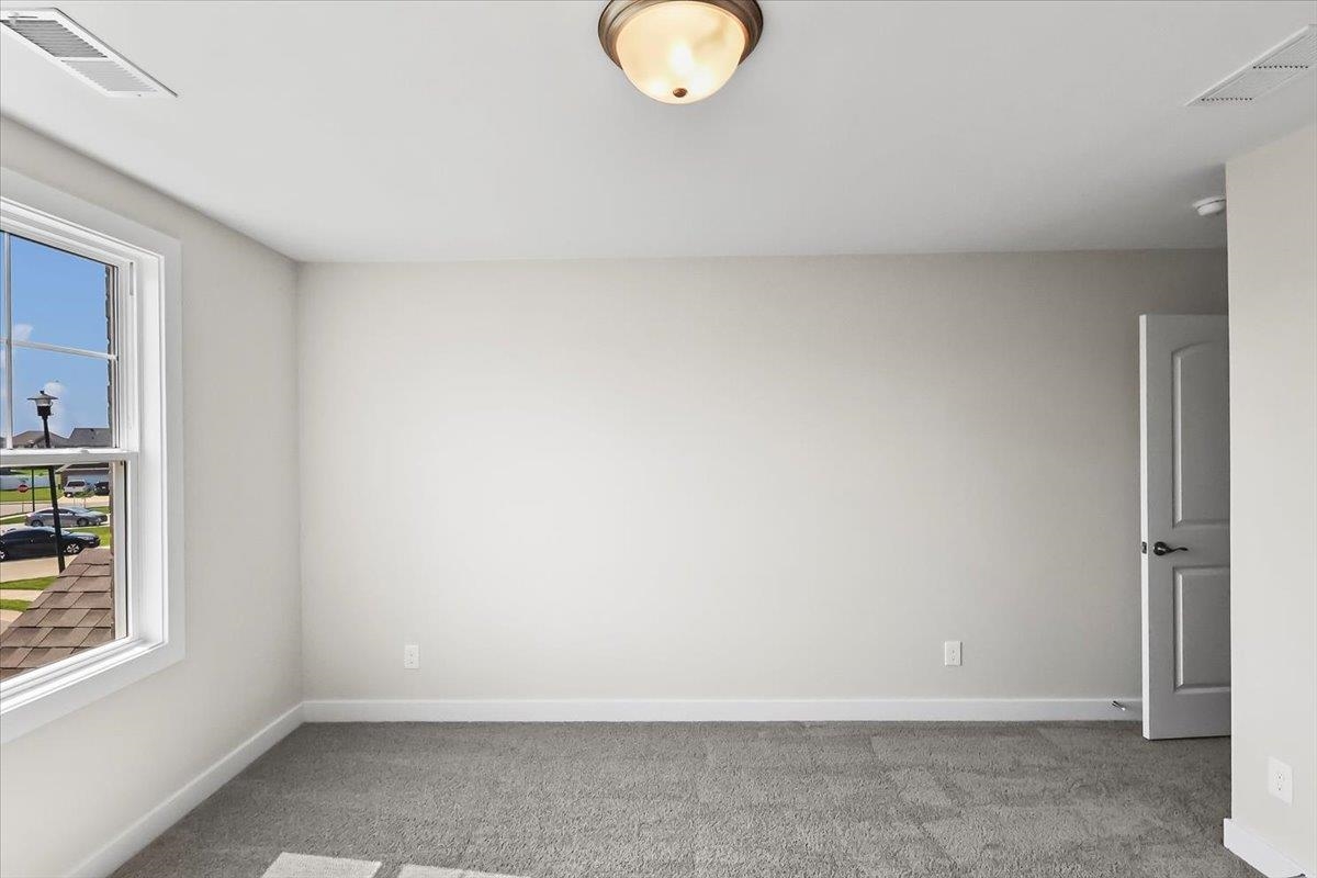 Bowling Green, Kentucky, 42104, United States, 4 Bedrooms Bedrooms, ,3 BathroomsBathrooms,Residential,For Sale,1897325