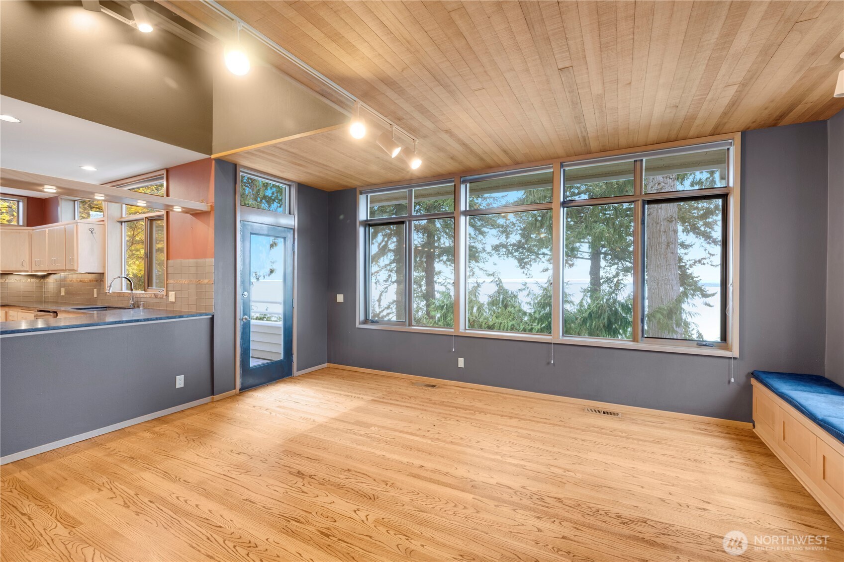 Bellingham, Washington, 98225, United States, 4 Bedrooms Bedrooms, ,3 BathroomsBathrooms,Residential,For Sale,1988960