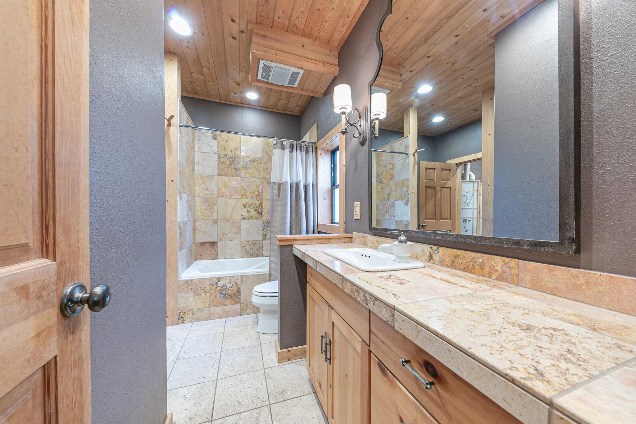 Truckee, California, 96161, United States, 4 Bedrooms Bedrooms, ,3 BathroomsBathrooms,Residential,For Sale,1998817