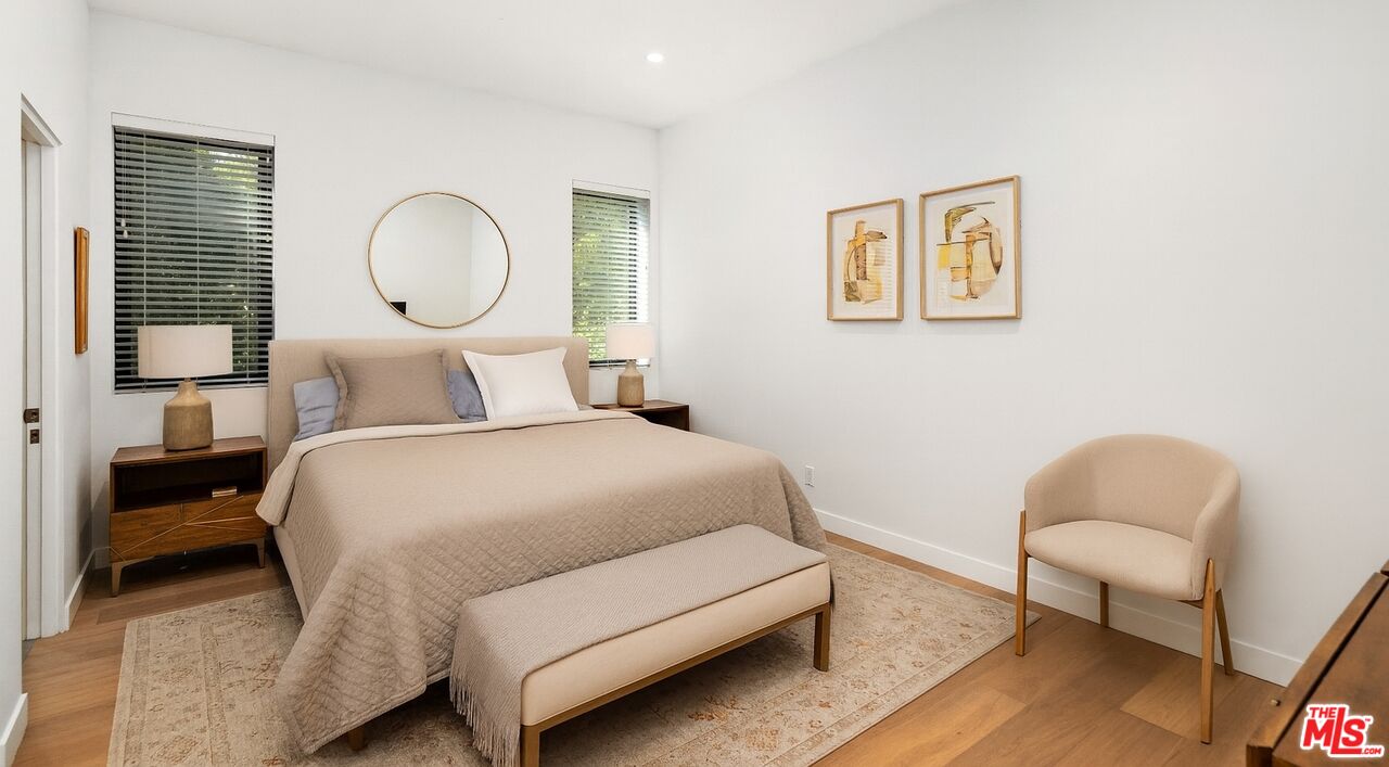 Los Angeles, California, 90046, United States, 5 Bedrooms Bedrooms, ,6 BathroomsBathrooms,Residential,For Sale,2000660