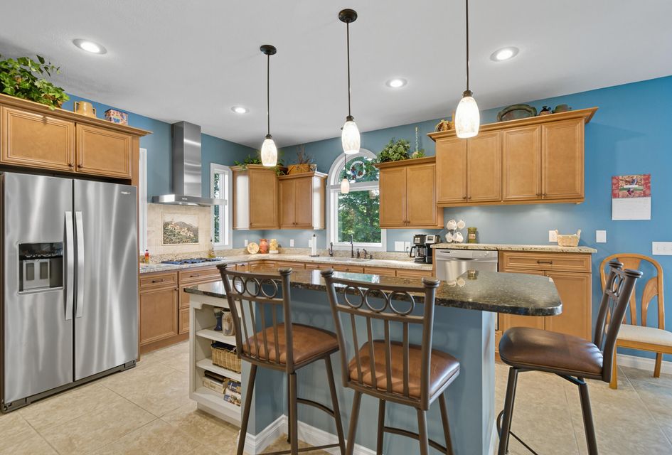 Big Rapids, Michigan, 49307, United States, 3 Bedrooms Bedrooms, ,4 BathroomsBathrooms,Residential,For Sale,1976014