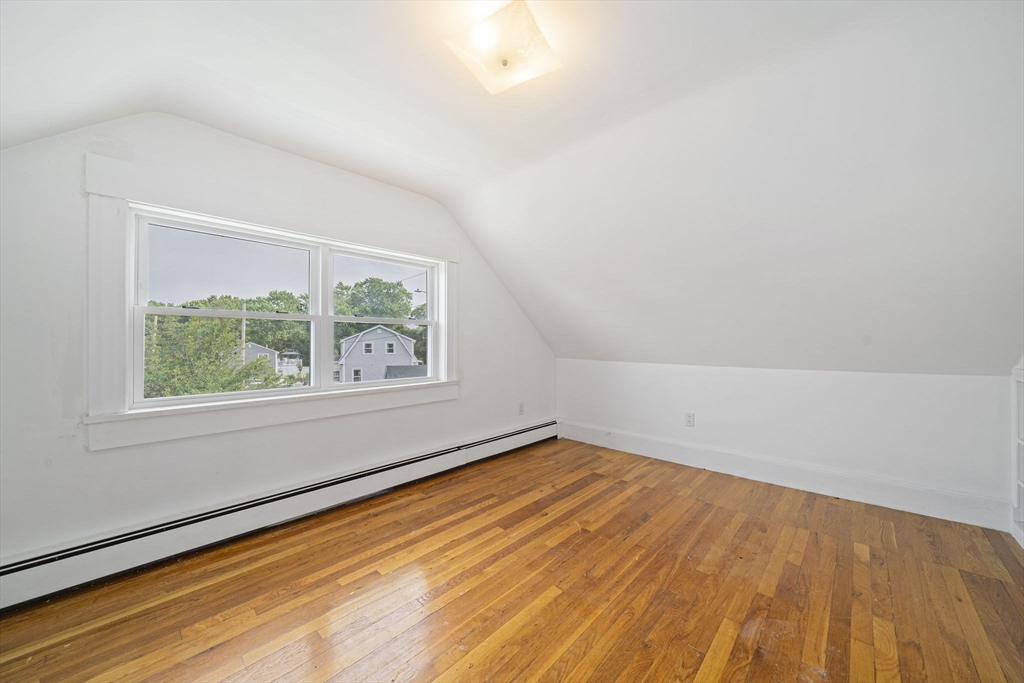 Quincy, Massachusetts, 02169, United States, 3 Bedrooms Bedrooms, ,2 BathroomsBathrooms,Residential,For Sale,1951174