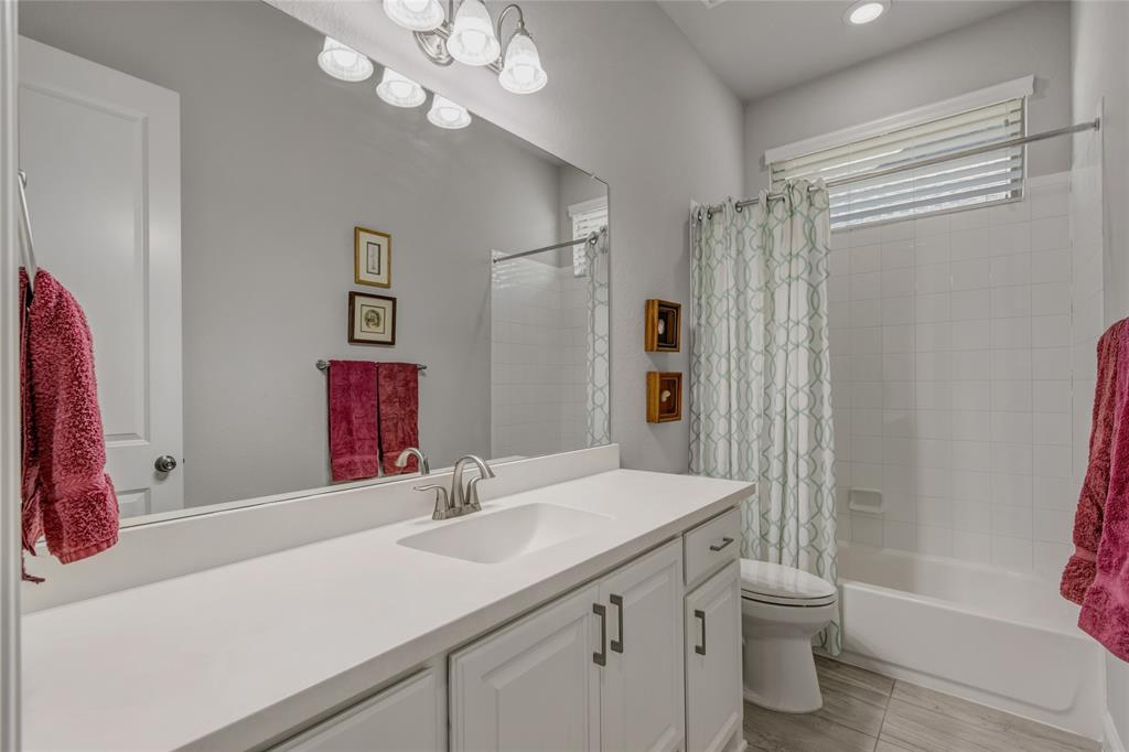 Prosper, Texas, 75078, United States, 4 Bedrooms Bedrooms, ,3 BathroomsBathrooms,Residential,For Sale,1986475