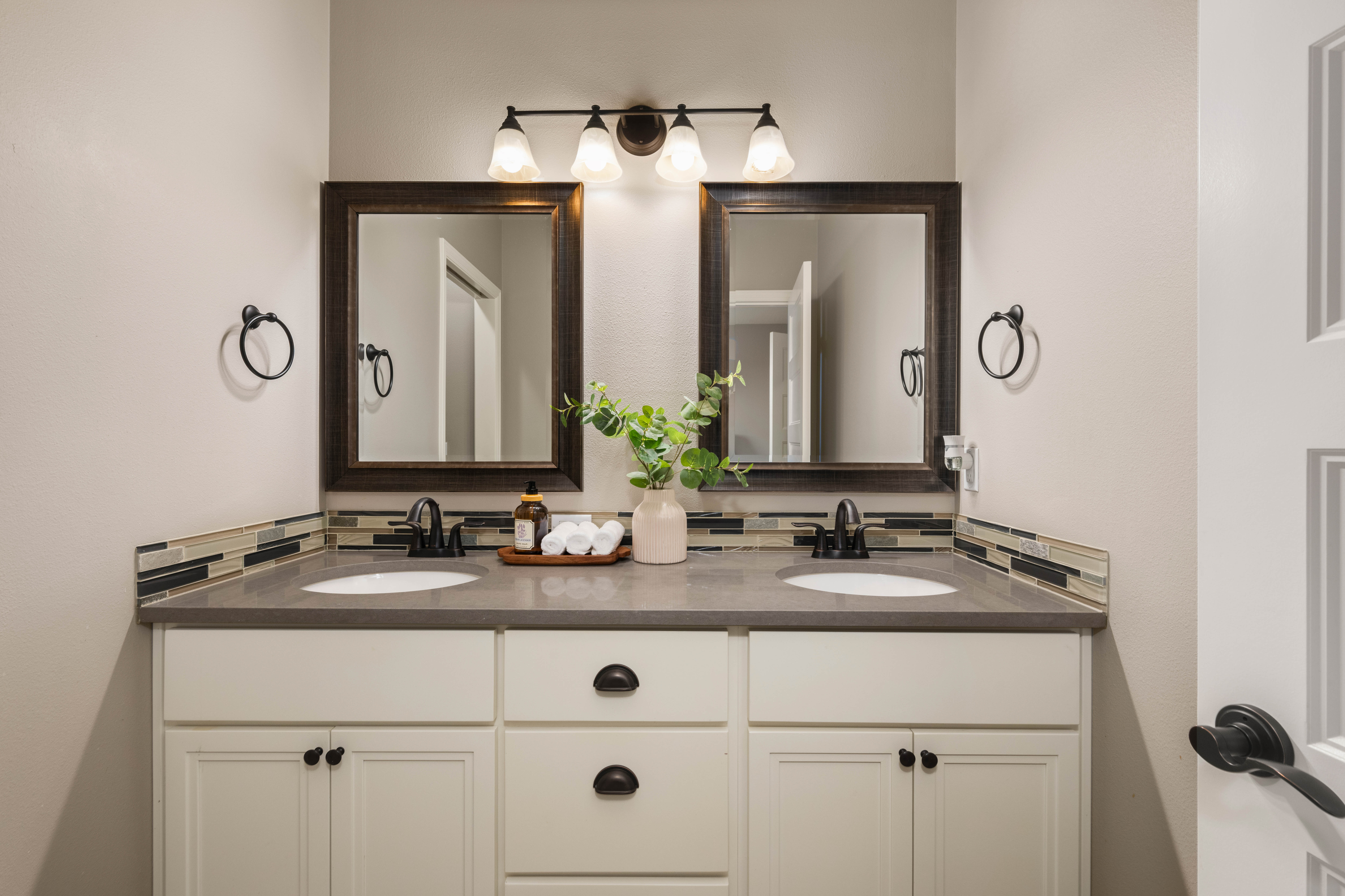  Home Sweet Home in Sagecrest - 物件實景