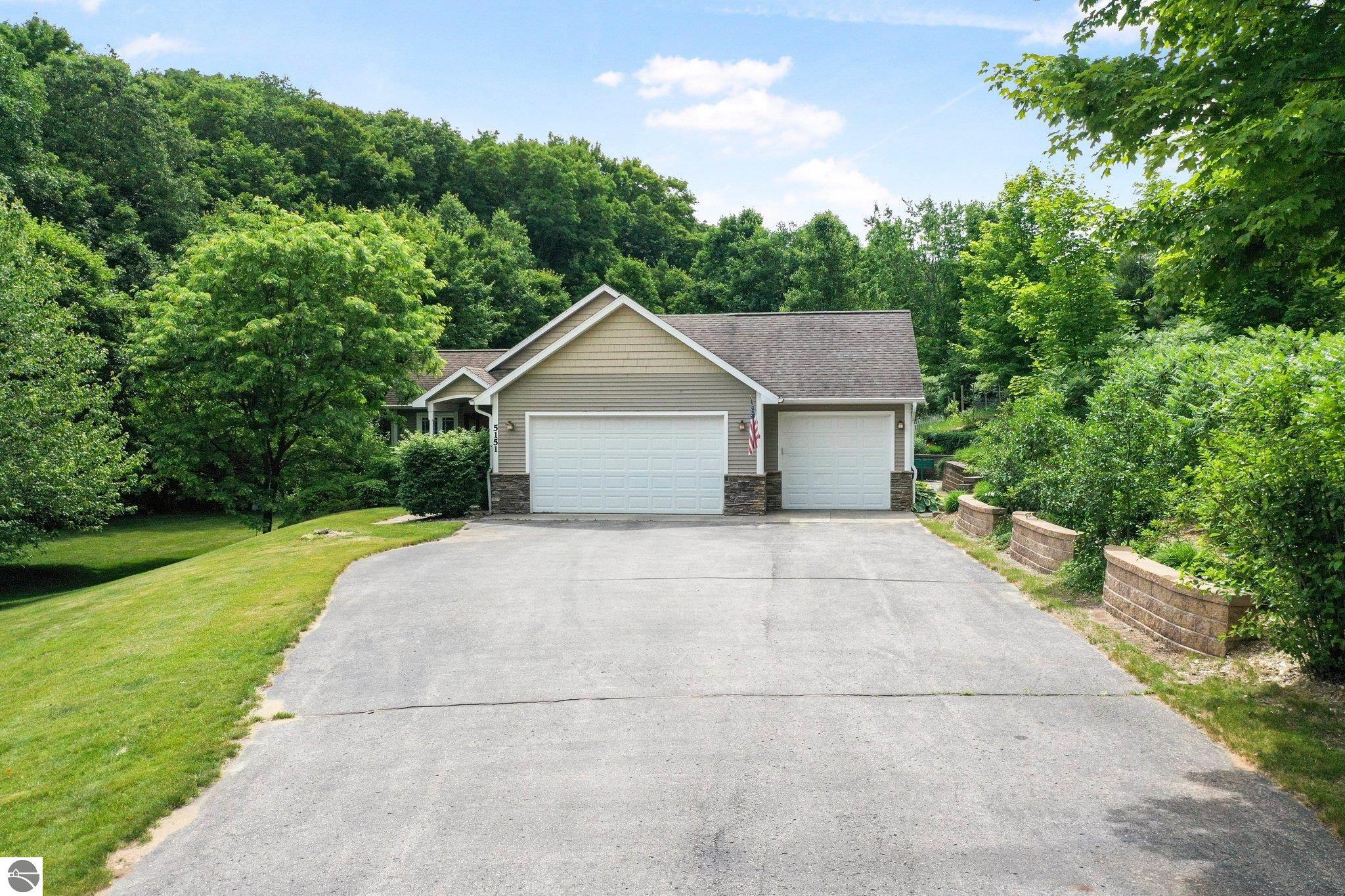 Traverse City, Michigan, 49684, United States, 5 Bedrooms Bedrooms, ,4 BathroomsBathrooms,Residential,For Sale,1835244