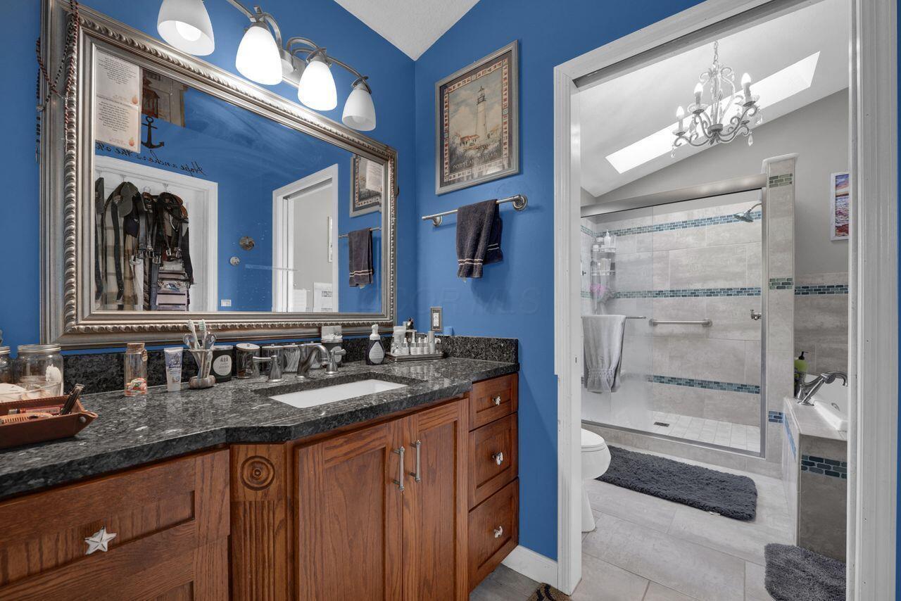 Granville, Ohio, 43023, United States, 5 Bedrooms Bedrooms, ,3 BathroomsBathrooms,Residential,For Sale,1970810