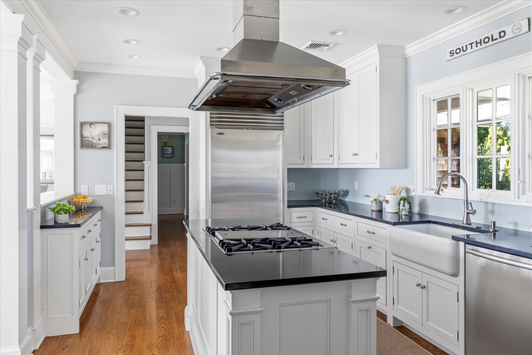  920 Cedar Point Drive E, Southold, NY, 11971 - 物件實景