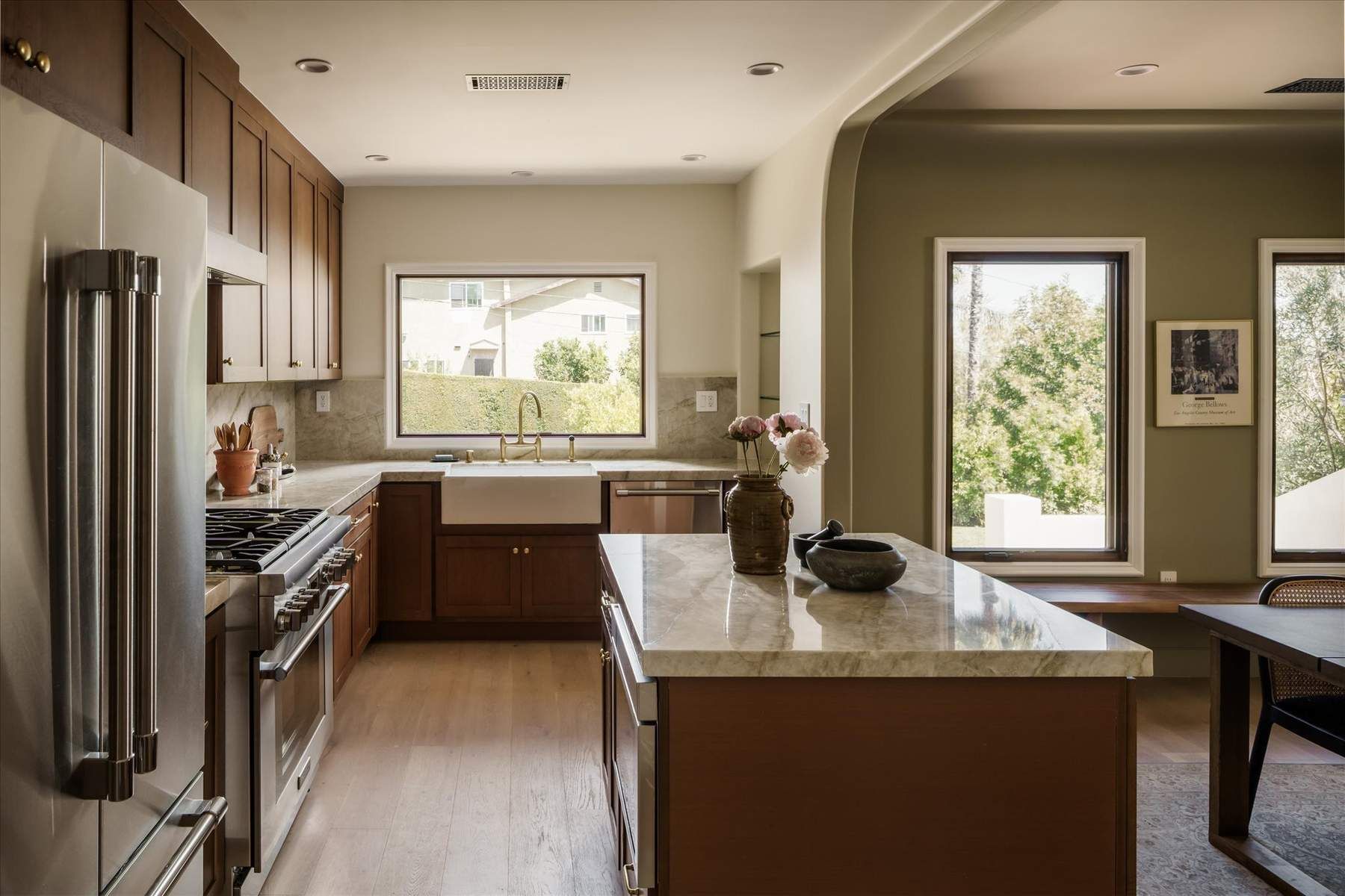  1545 N Benton Way - 物件實景