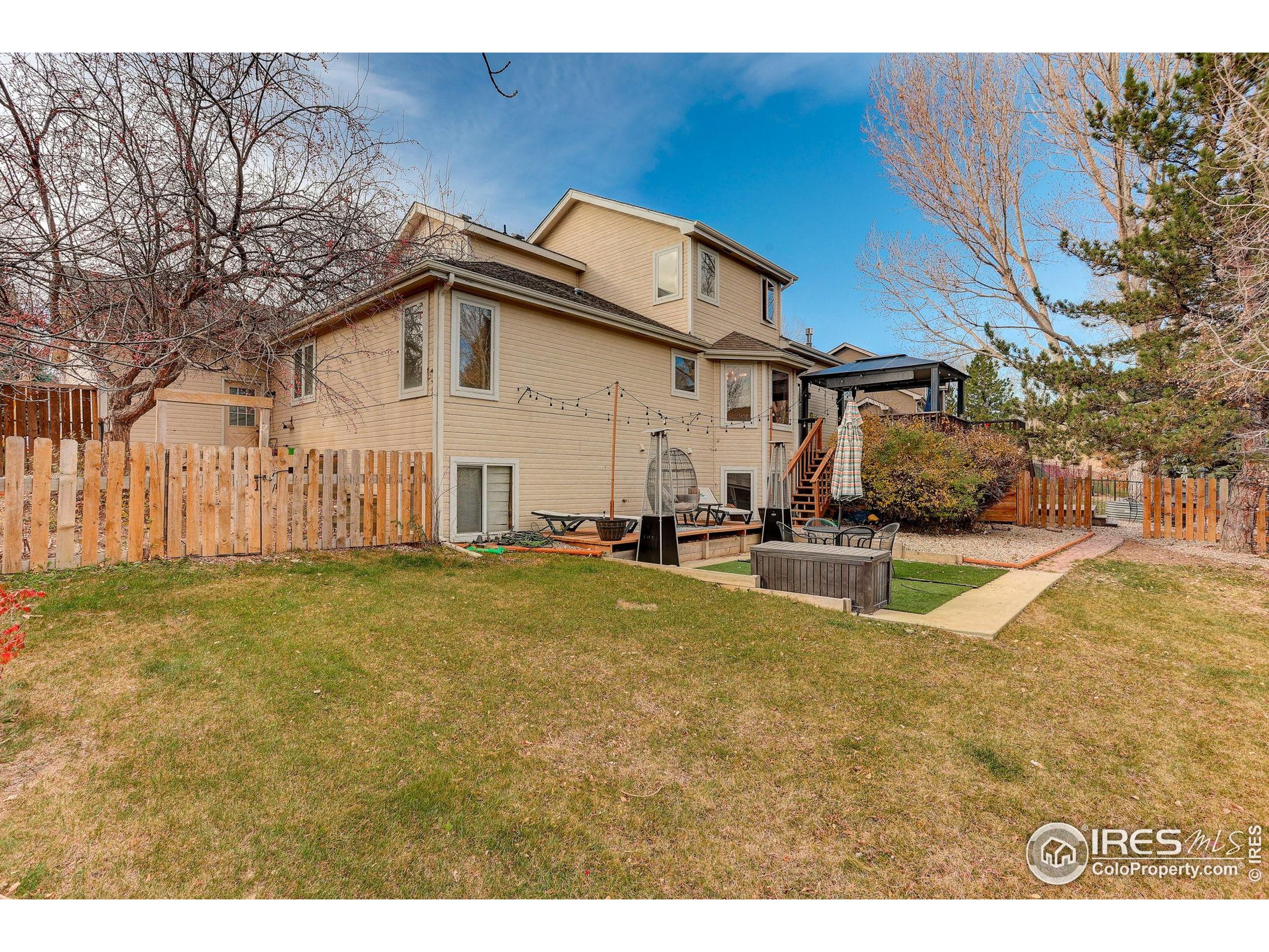 Loveland, Colorado, 80538, United States, 4 Bedrooms Bedrooms, ,4 BathroomsBathrooms,Residential,For Sale,1992882