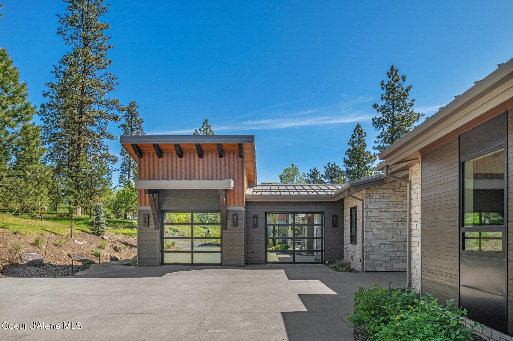 Coeur D'alene, Idaho, 83814, United States, 3 Bedrooms Bedrooms, ,2 BathroomsBathrooms,Residential,For Sale,1926176