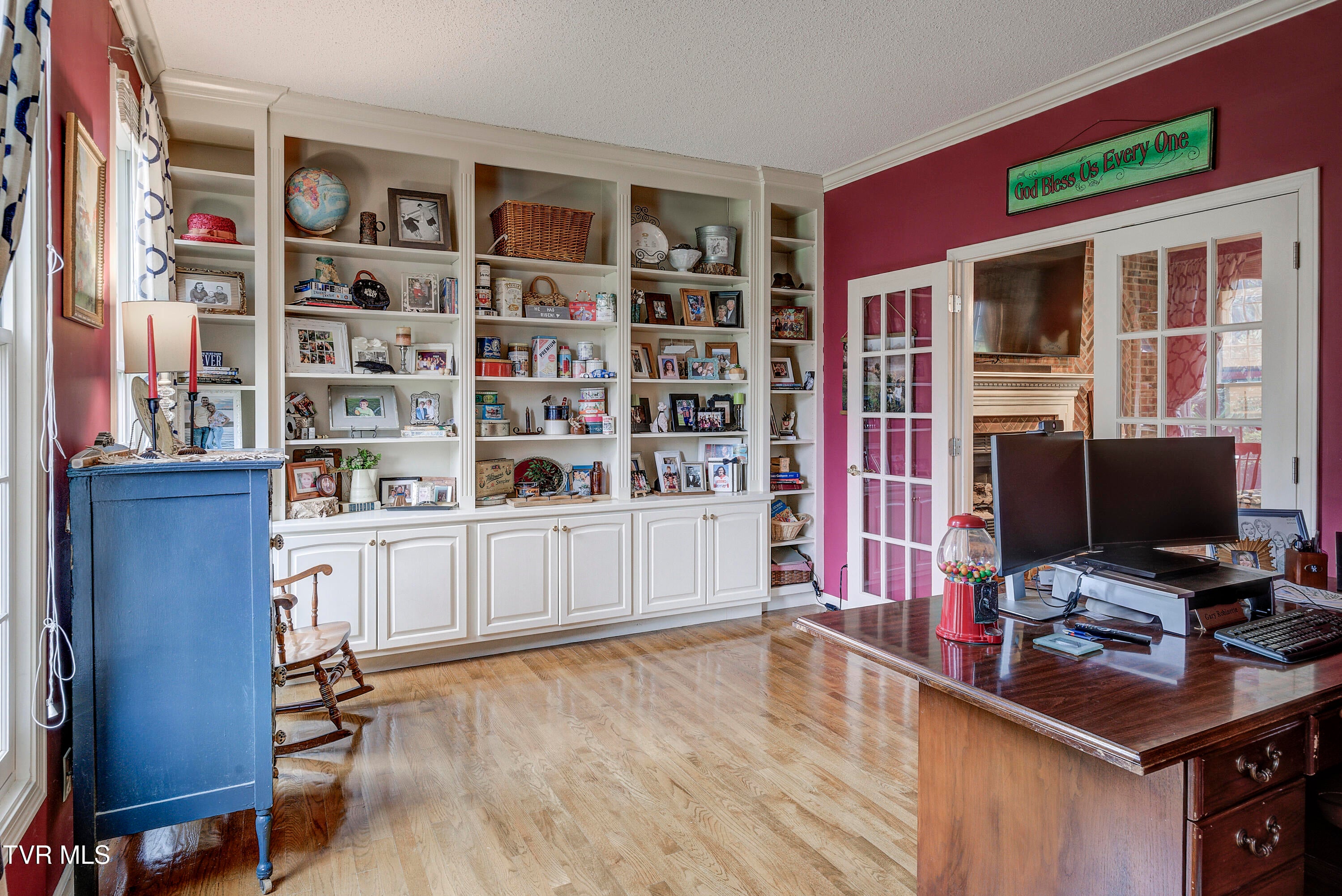 Kingsport, Tennessee, 37663, United States, 5 Bedrooms Bedrooms, ,3 BathroomsBathrooms,Residential,For Sale,1940461