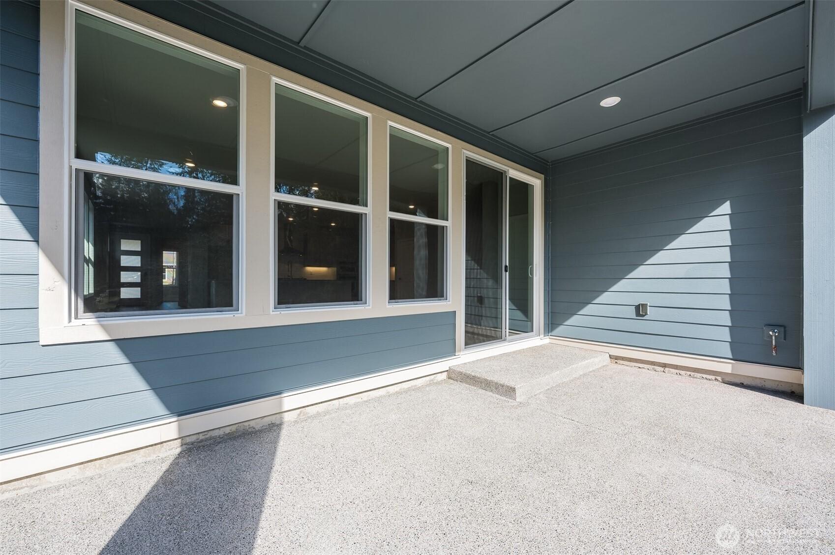 BLACK DIAMOND, Washington, 98010, United States, 2 Bedrooms Bedrooms, ,1 BathroomBathrooms,Residential,For Sale,1892917