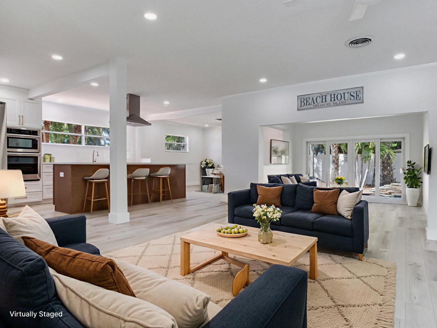 Treasure Island, Florida, 33706, United States, 3 Bedrooms Bedrooms, ,2 BathroomsBathrooms,Residential,For Sale,1981949