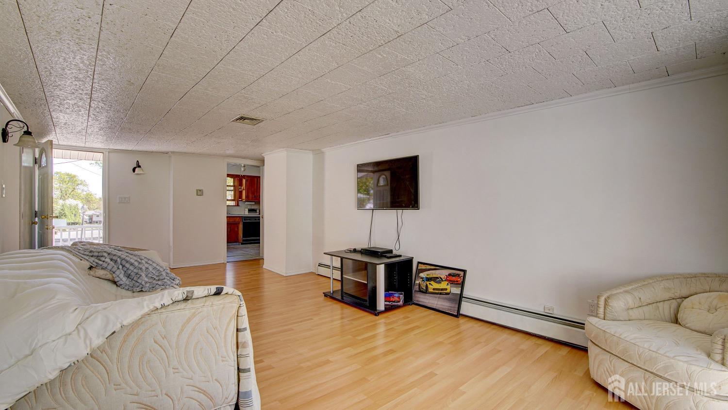 East Brunswick, New Jersey, 08816, United States, 3 Bedrooms Bedrooms, ,1 BathroomBathrooms,Residential,For Sale,1794139