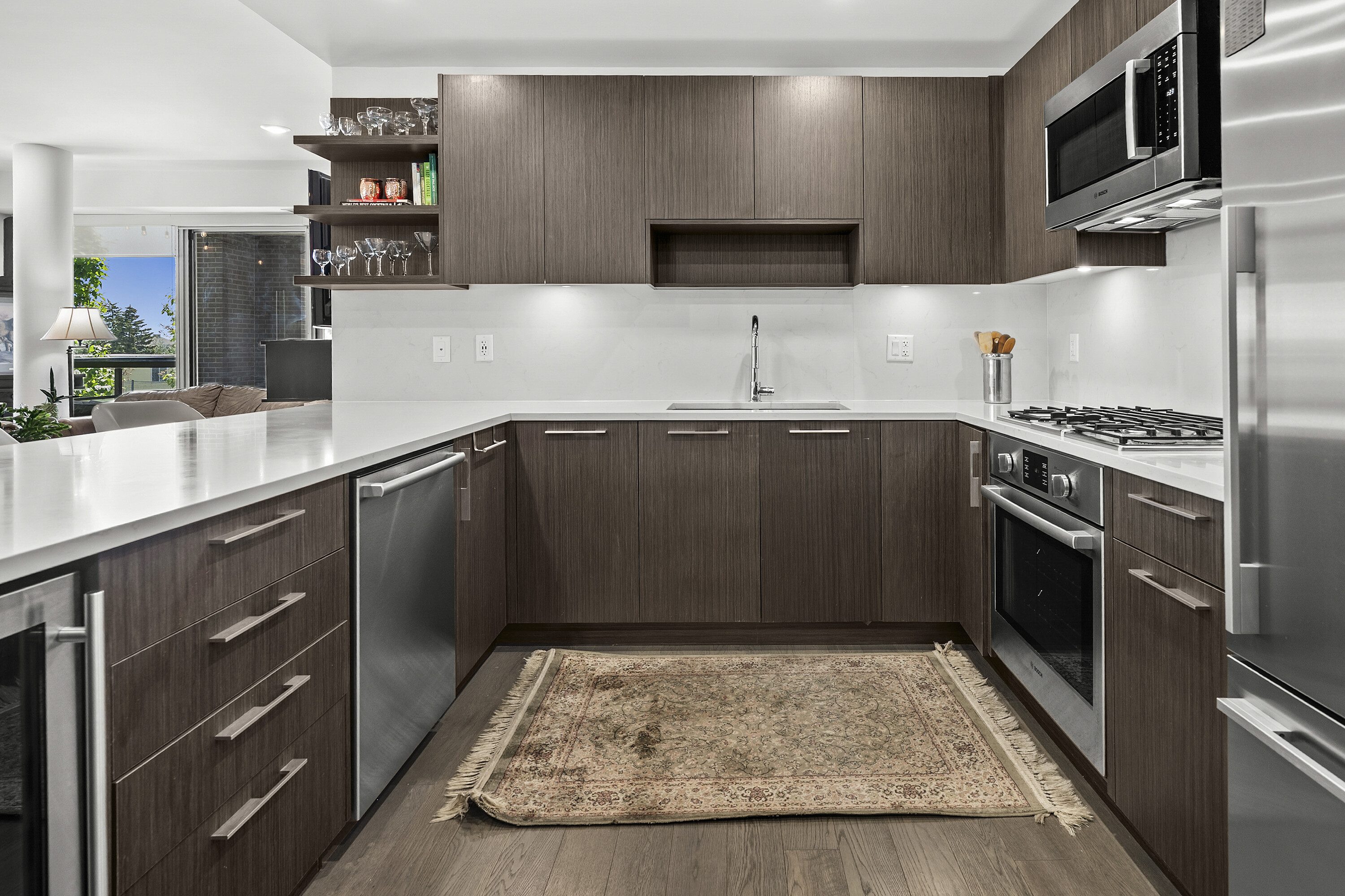  88 9 Street NE #122 - 物件實景