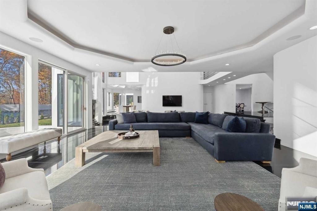 Alpine, New Jersey, 07620, United States, 6 Bedrooms Bedrooms, ,9 BathroomsBathrooms,Residential,For Sale,2000775