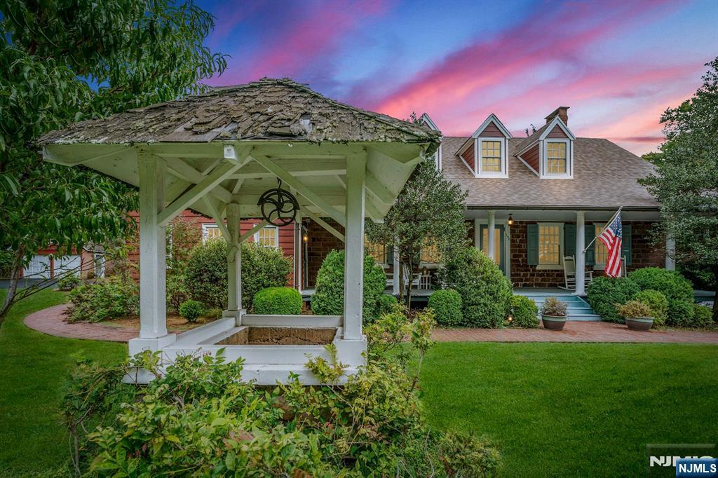 Park Ridge, New Jersey, 07656, United States, 4 Bedrooms Bedrooms, ,3 BathroomsBathrooms,Residential,For Sale,1927365