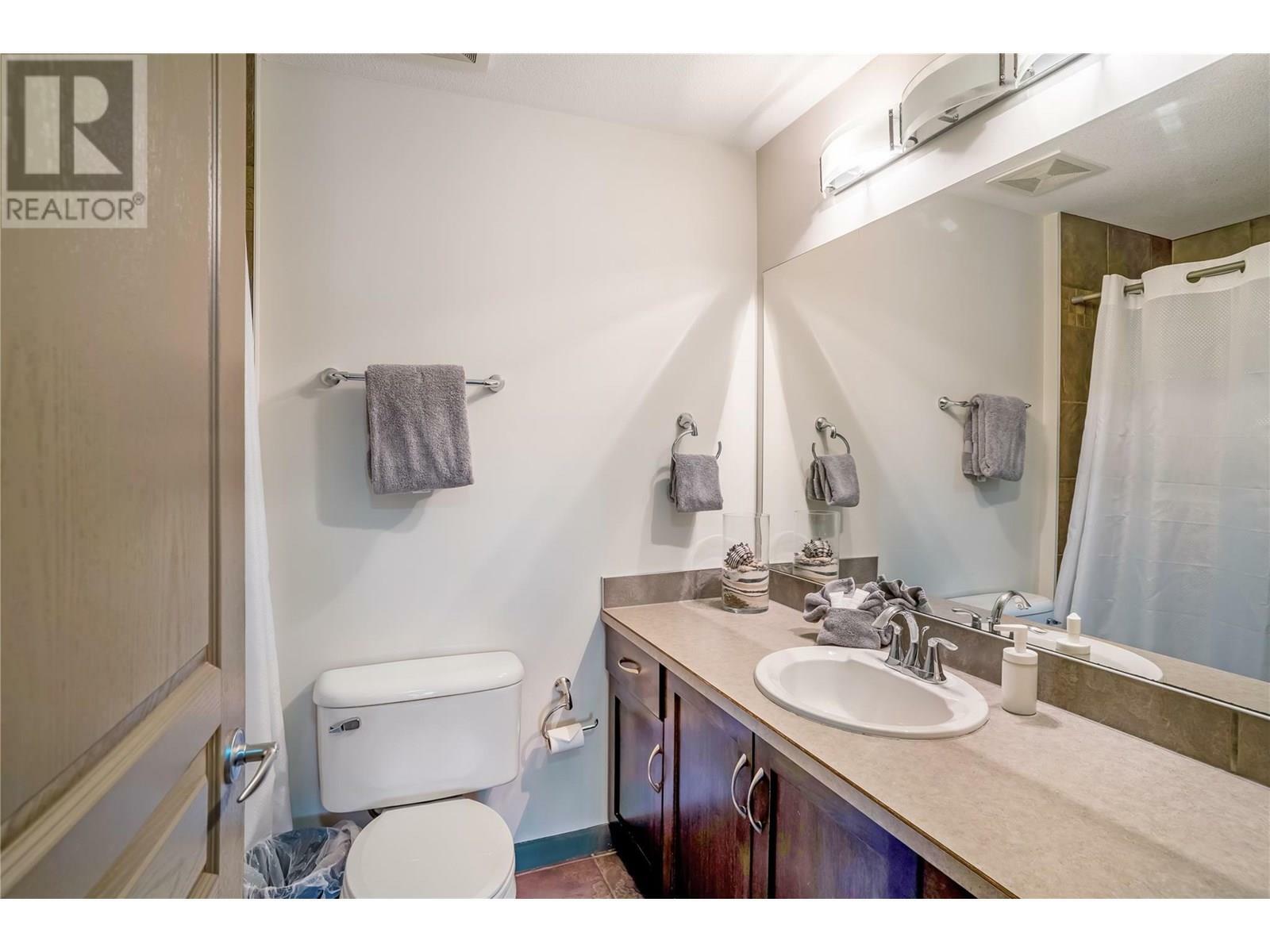 KELOWNA, British Columbia, V1W 3G7, CA, 2 Bedrooms Bedrooms, ,2 BathroomsBathrooms,Residential,For Sale,1867609