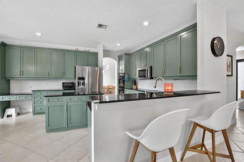 Miramar, Florida, 33027, United States, 5 Bedrooms Bedrooms, ,3 BathroomsBathrooms,Residential,For Sale,1987631