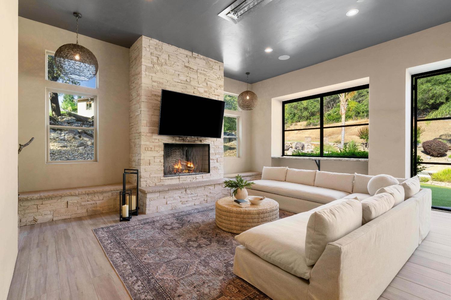 Loomis, California, 95650, United States, 5 Bedrooms Bedrooms, ,6 BathroomsBathrooms,Residential,For Sale,1744630