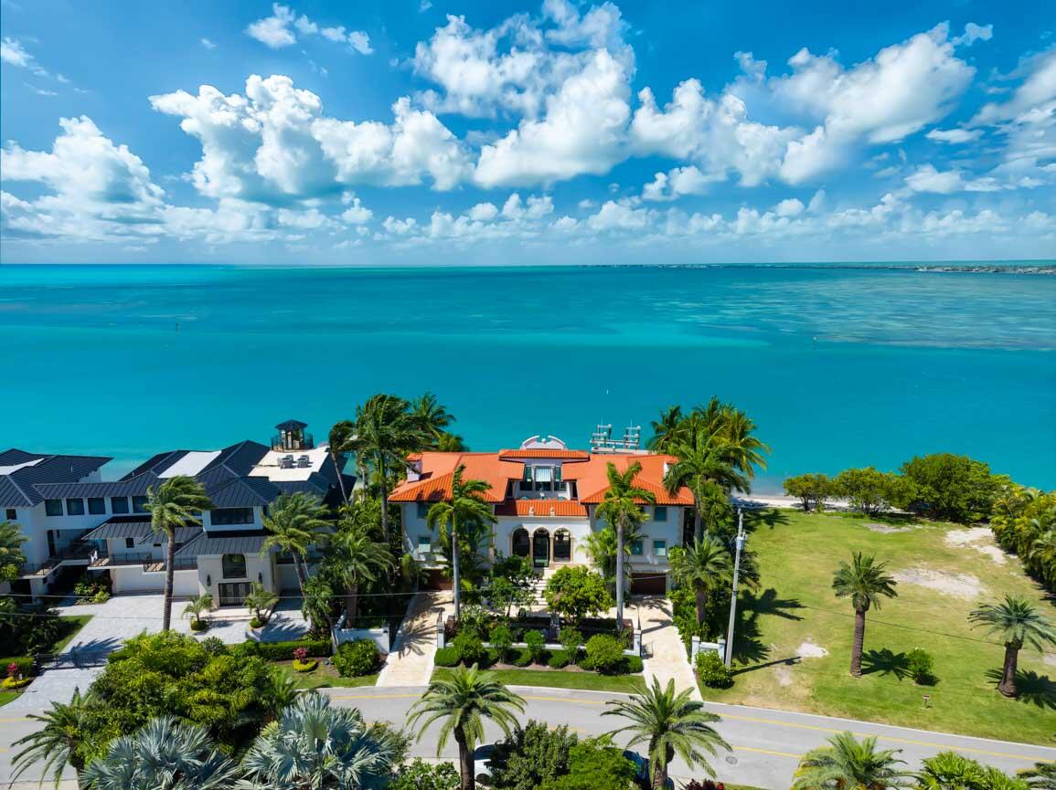 KEY COLONY, Florida, 33051, United States, 4 Bedrooms Bedrooms, ,5 BathroomsBathrooms,Residential,For Sale,1993100