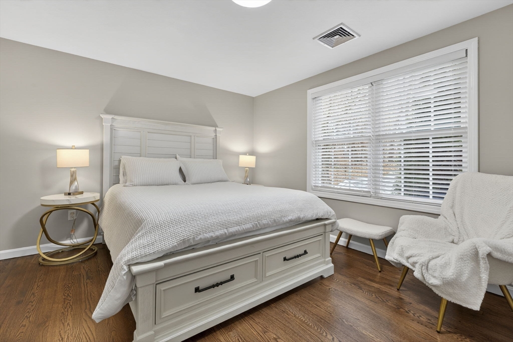 Cumberland, Rhode Island, 02864, United States, 4 Bedrooms Bedrooms, ,2 BathroomsBathrooms,Residential,For Sale,2040279